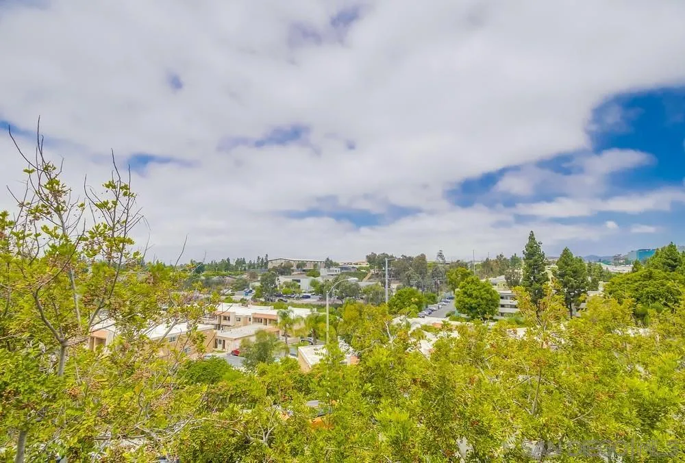https://cdn.realtyfeed.com/cdn/127/250036496/6b7ff34a1f388dba666c78eaf80db249.webp