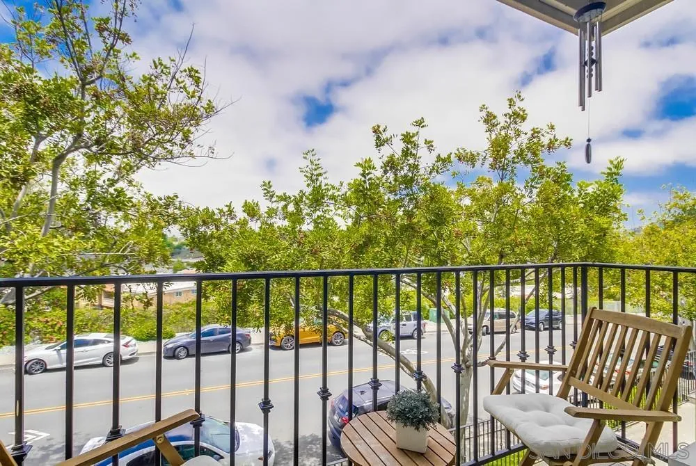 https://cdn.realtyfeed.com/cdn/127/250036496/cfc7f2dd8be3b75bf1ed483ef977b5d2.webp
