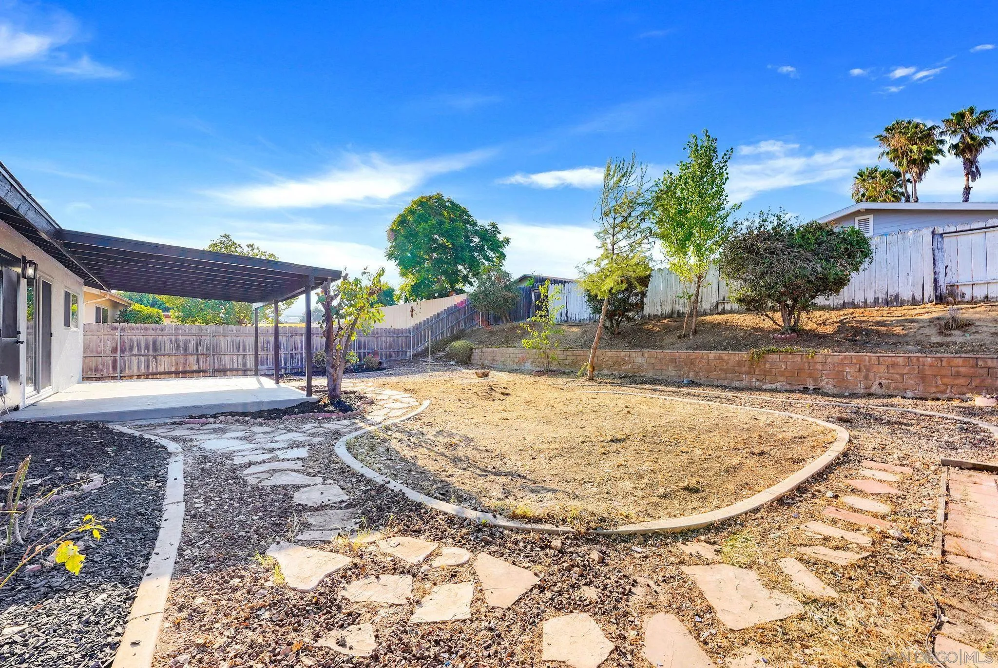 https://cdn.realtyfeed.com/cdn/127/250036503/ad30e7cdecb17b0af24ebd02c6c793aa.webp