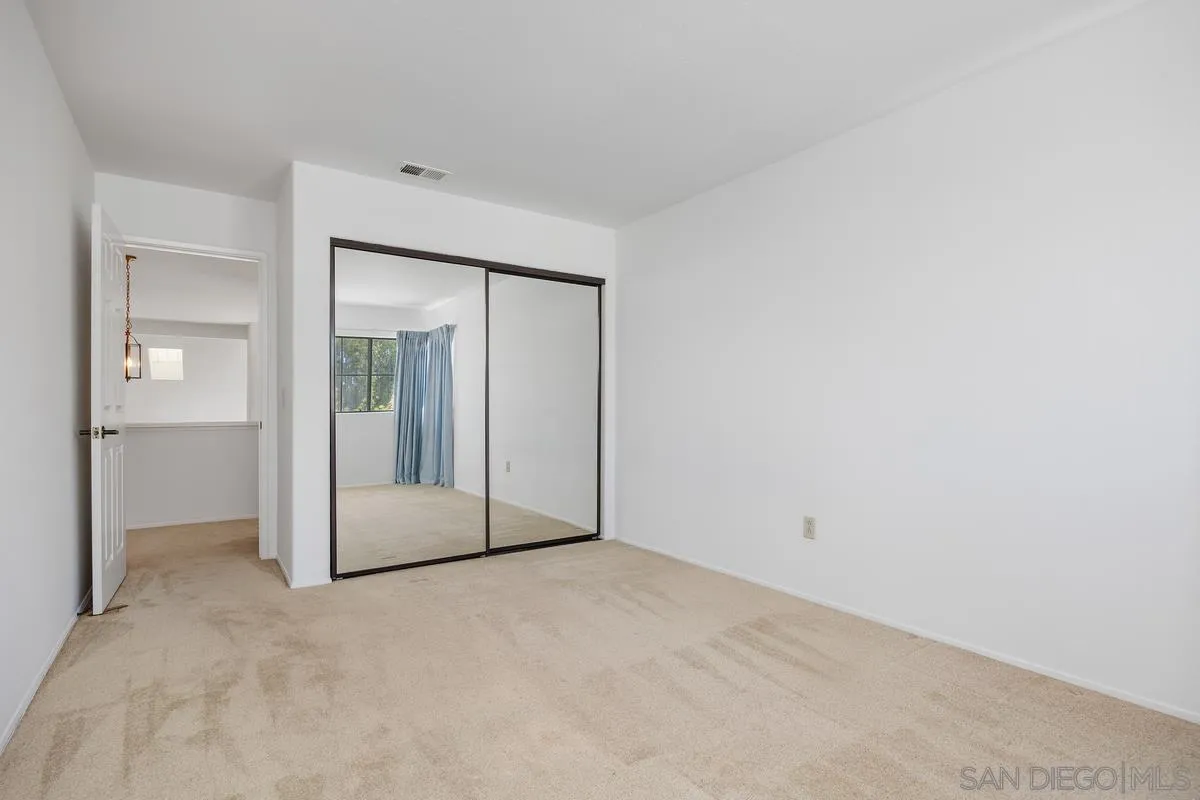 https://cdn.realtyfeed.com/cdn/127/250036504/a309397ae6ae9177e4386de456d79e68.webp