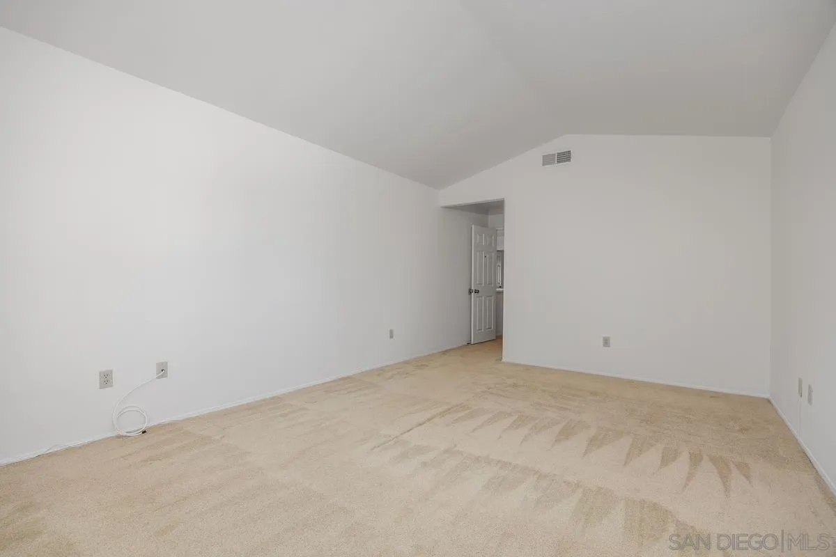 https://cdn.realtyfeed.com/cdn/127/250036504/d71d32d220b60fd9b86c604a9019a912.webp