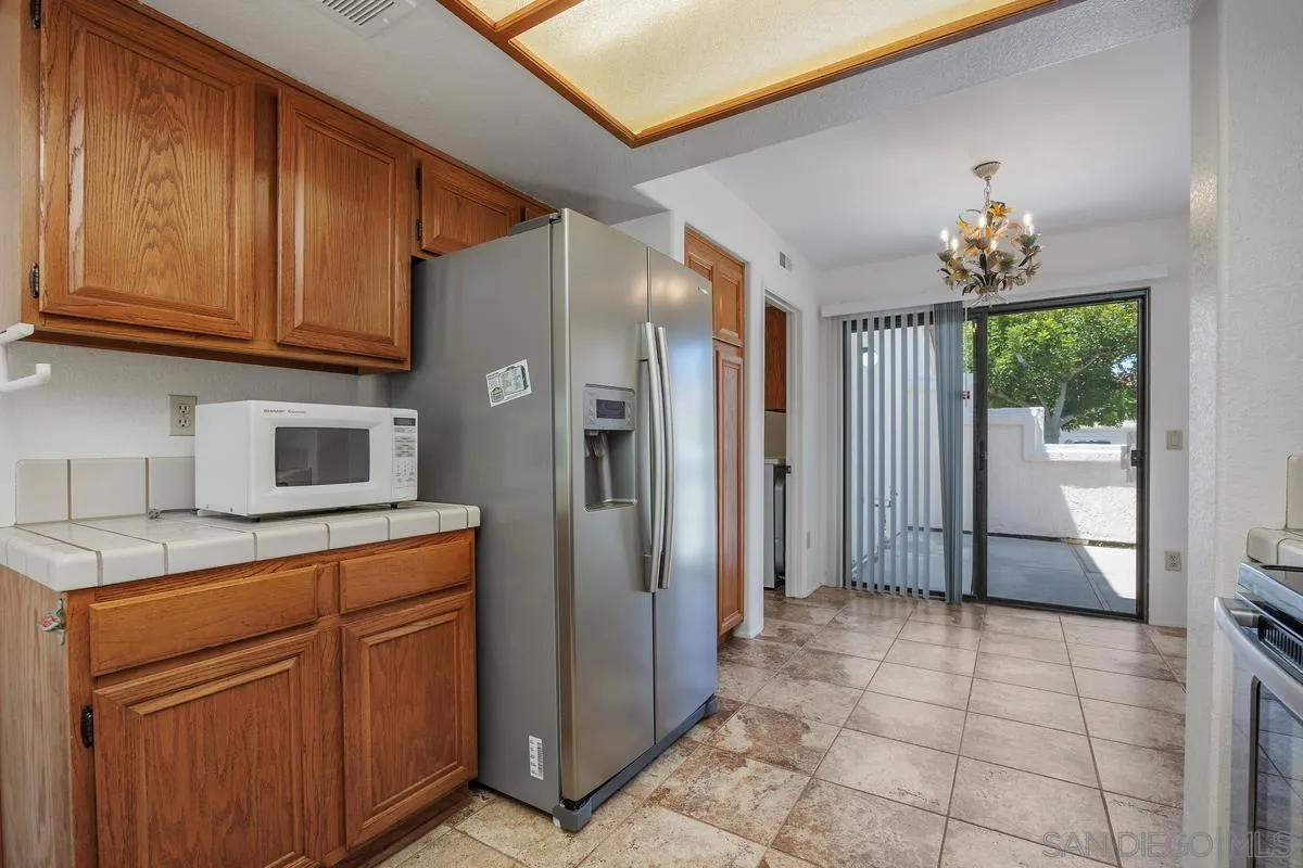 https://cdn.realtyfeed.com/cdn/127/250036504/e81c278a82c1a6776300dda56f687af6.webp