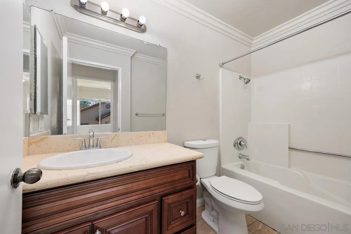 https://cdn.realtyfeed.com/cdn/127/250036506/6c971425a40d369658cd64cbec0b1490.webp