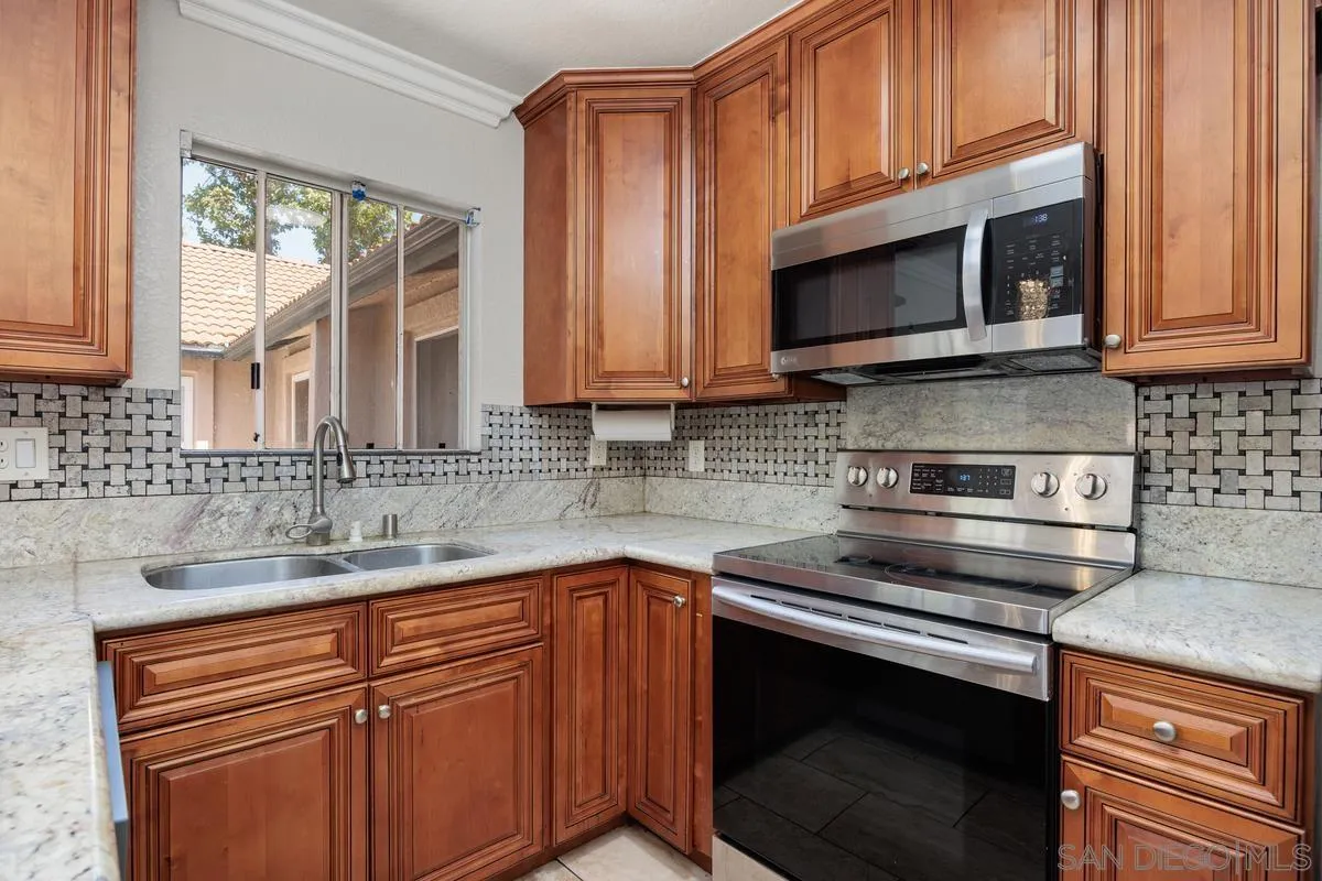 https://cdn.realtyfeed.com/cdn/127/250036506/832efd4d083ada77ed2add5744c2684e.webp
