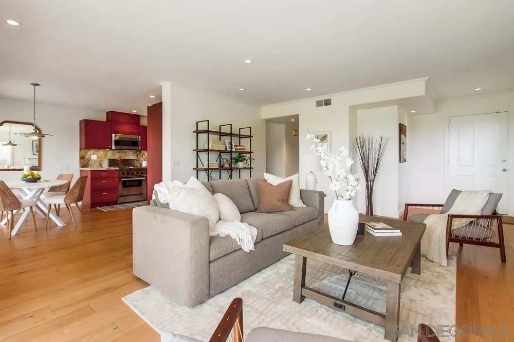 https://cdn.realtyfeed.com/cdn/127/250036507/9dc4659e9e6ee52253957ea383e8ecba.webp