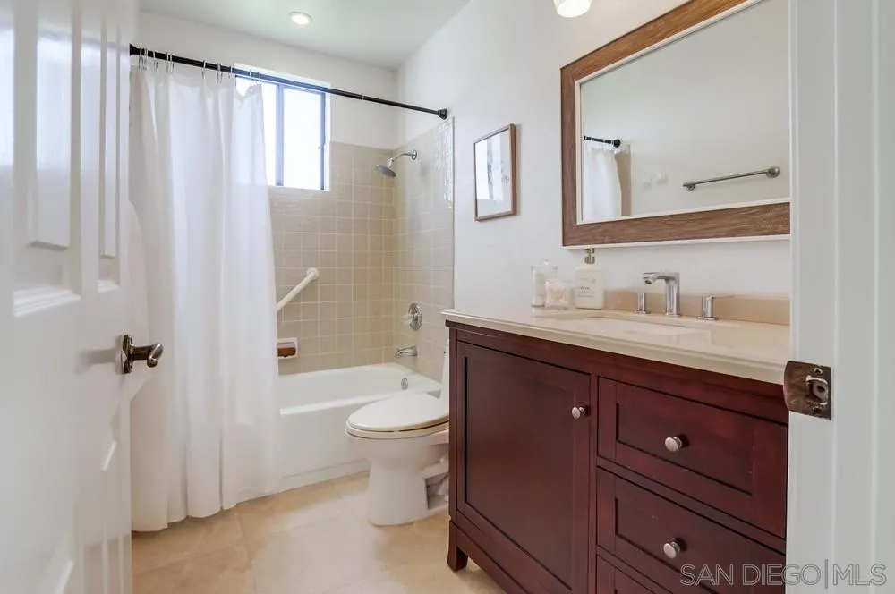 https://cdn.realtyfeed.com/cdn/127/250036507/b94f33e2fbd50ff77d1d0f4597c216c0.webp