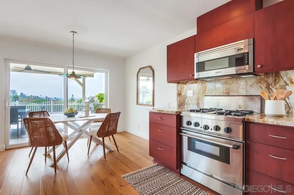 https://cdn.realtyfeed.com/cdn/127/250036507/f5cb8d57c187dfea187924e2f92be2d1.webp