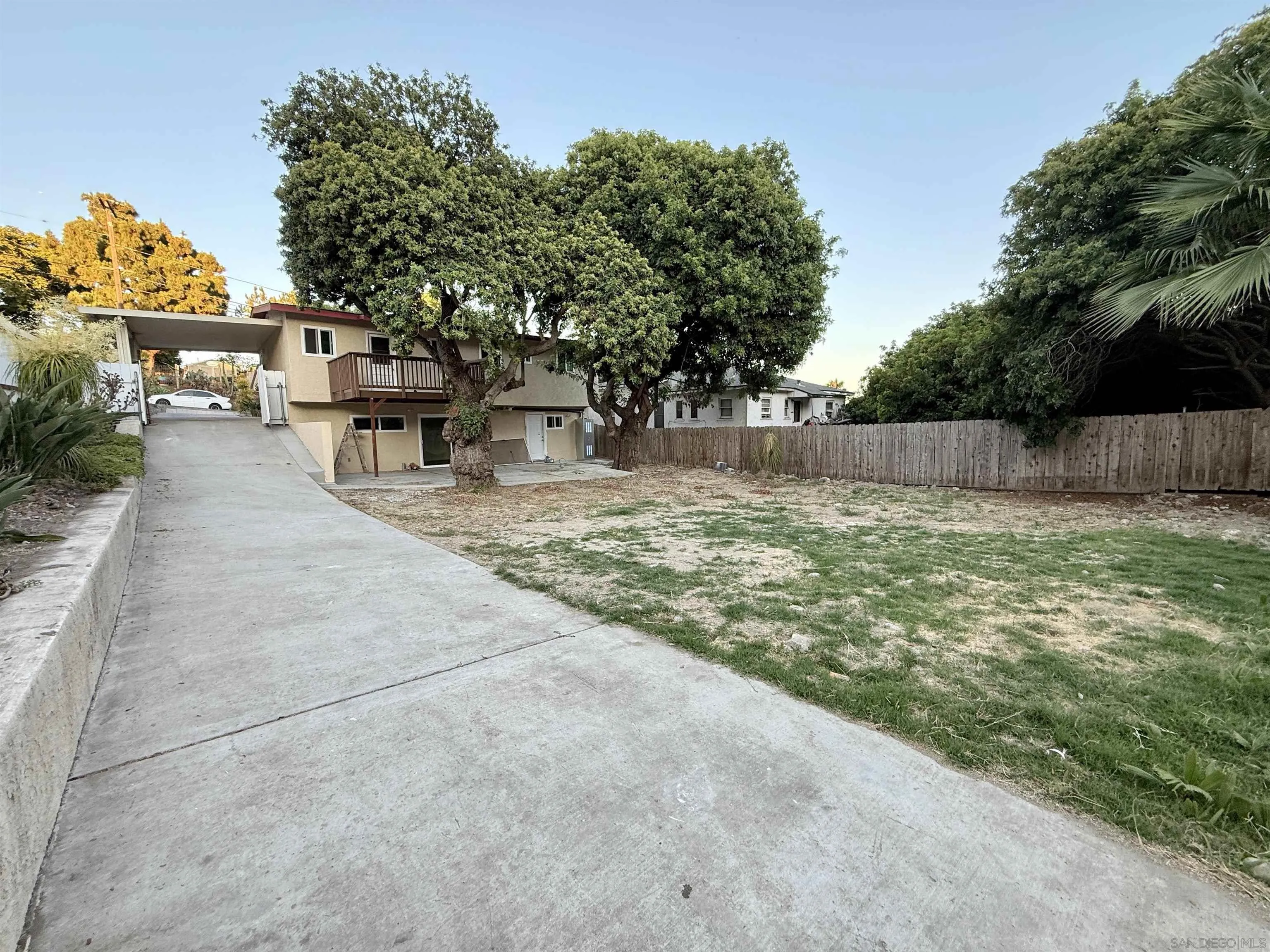 https://cdn.realtyfeed.com/cdn/127/250036508/82374325d4b350d29f5d967321694595.webp