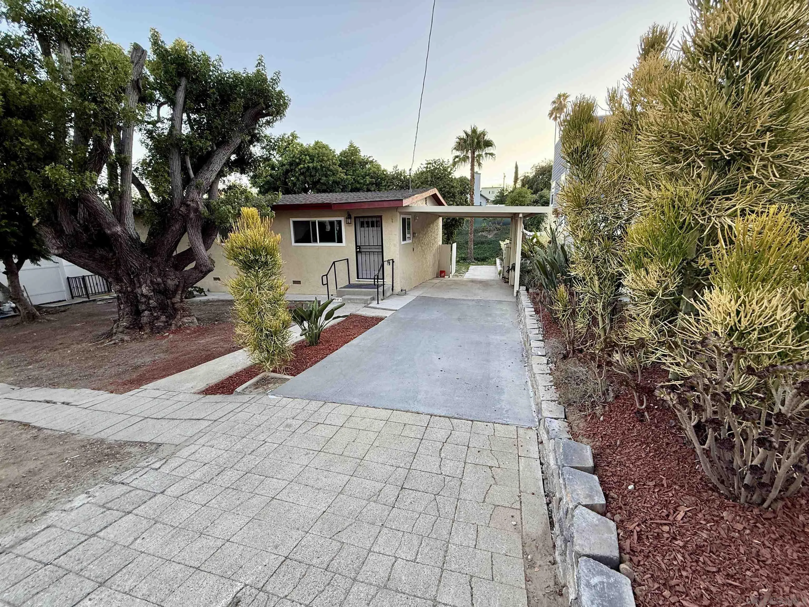 https://cdn.realtyfeed.com/cdn/127/250036508/98d3710d2d65c0d2077ed1717b4d22cd.webp