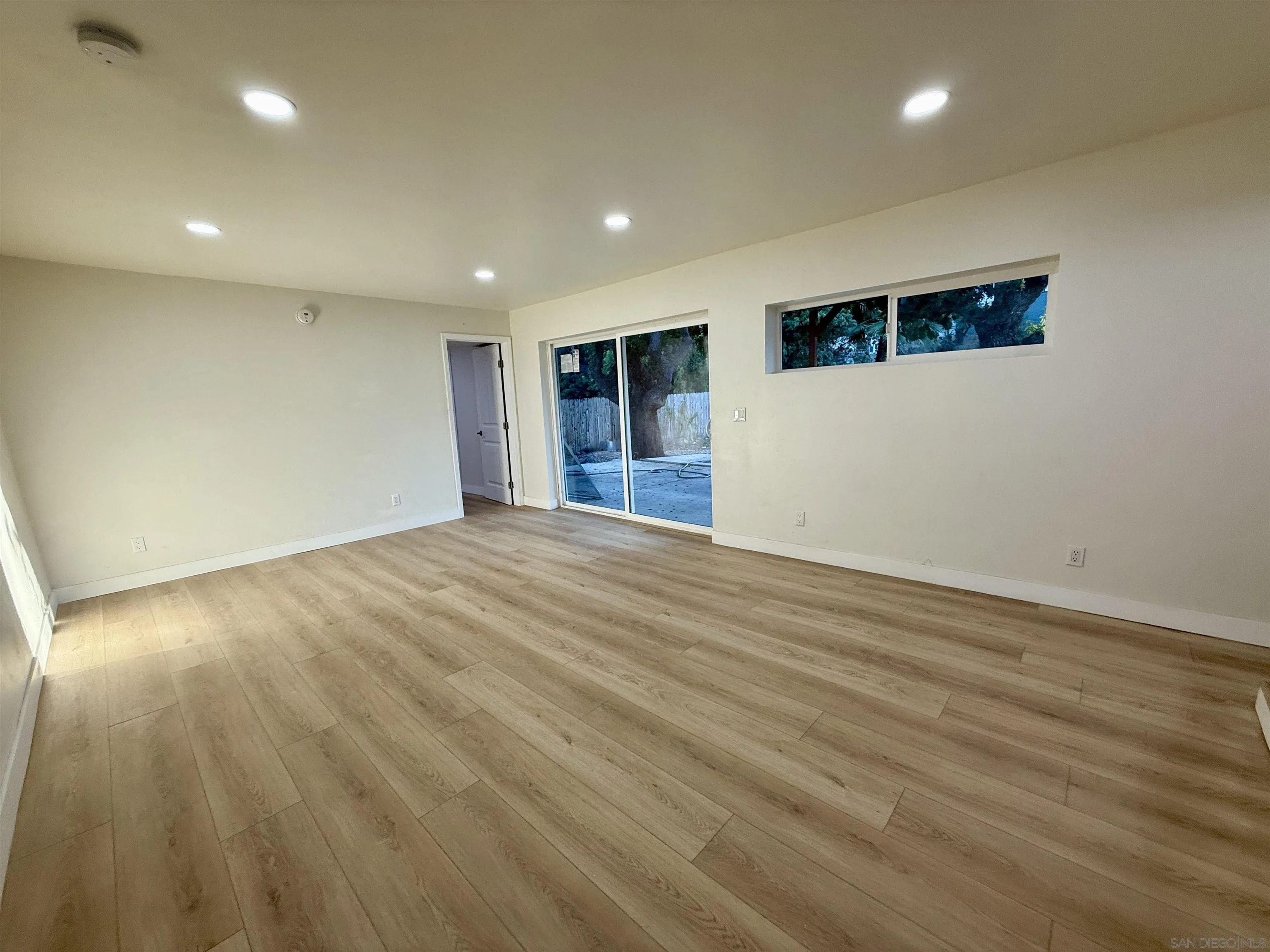 https://cdn.realtyfeed.com/cdn/127/250036508/e3832ef06ae76fb3a70d6ace7006bac5.webp