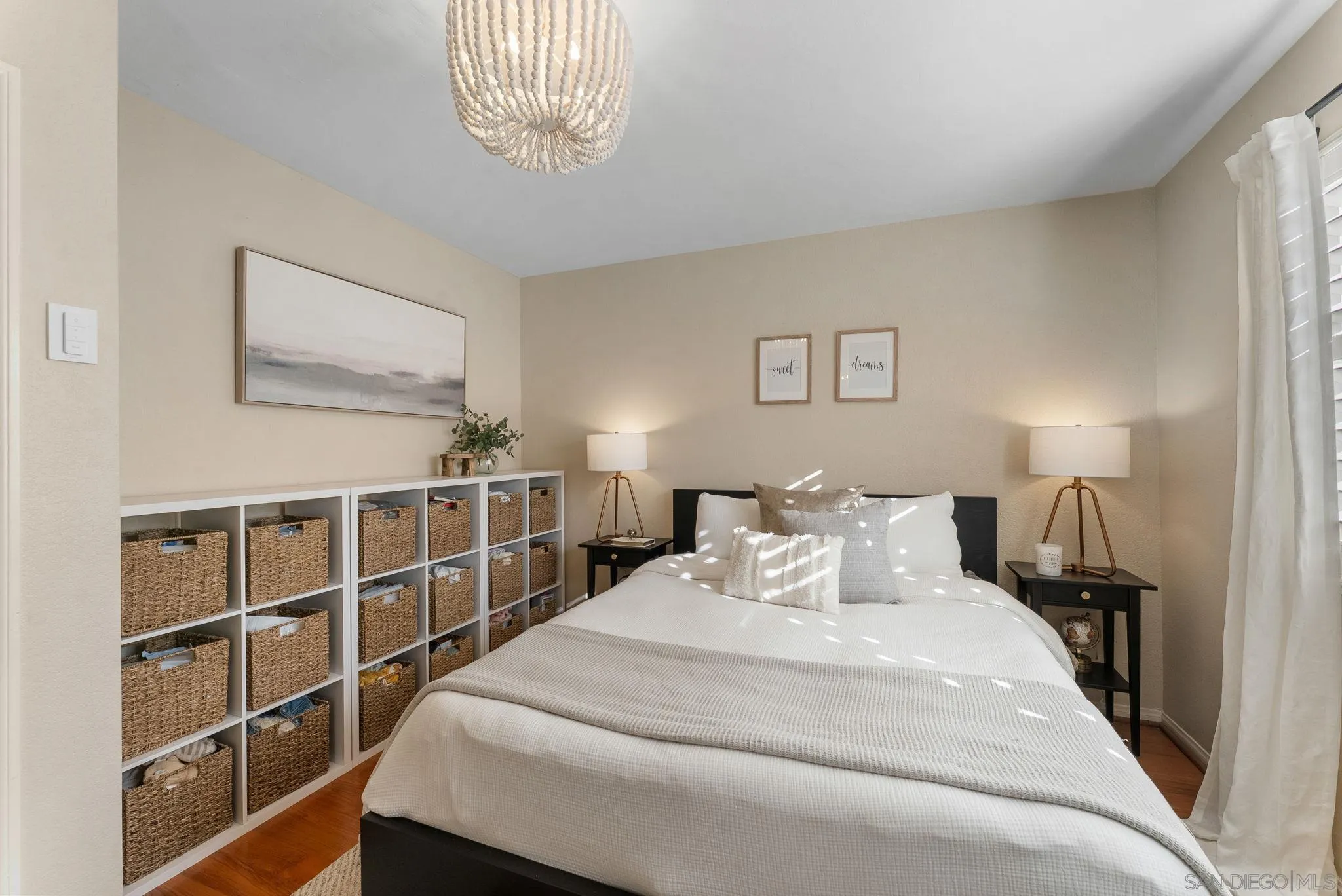 https://cdn.realtyfeed.com/cdn/127/250036511/3227051b2ef845949c0fb2aac87c4bd8.webp