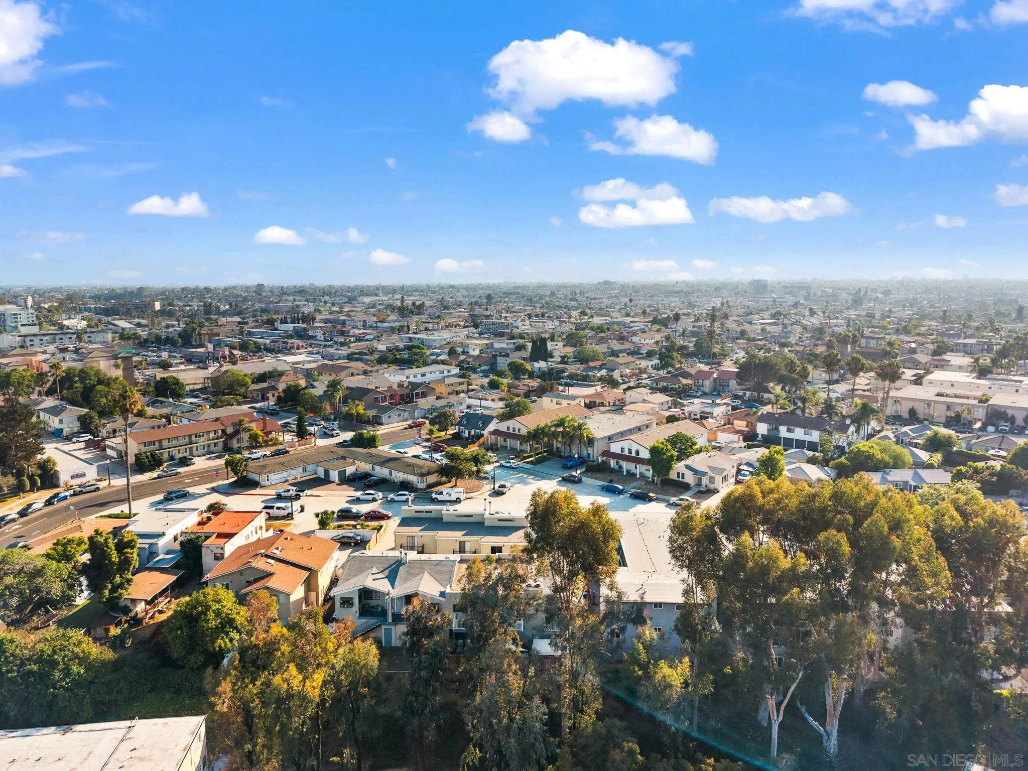 https://cdn.realtyfeed.com/cdn/127/250036511/48471df018cc4dd4d9764923a472bf7f.webp