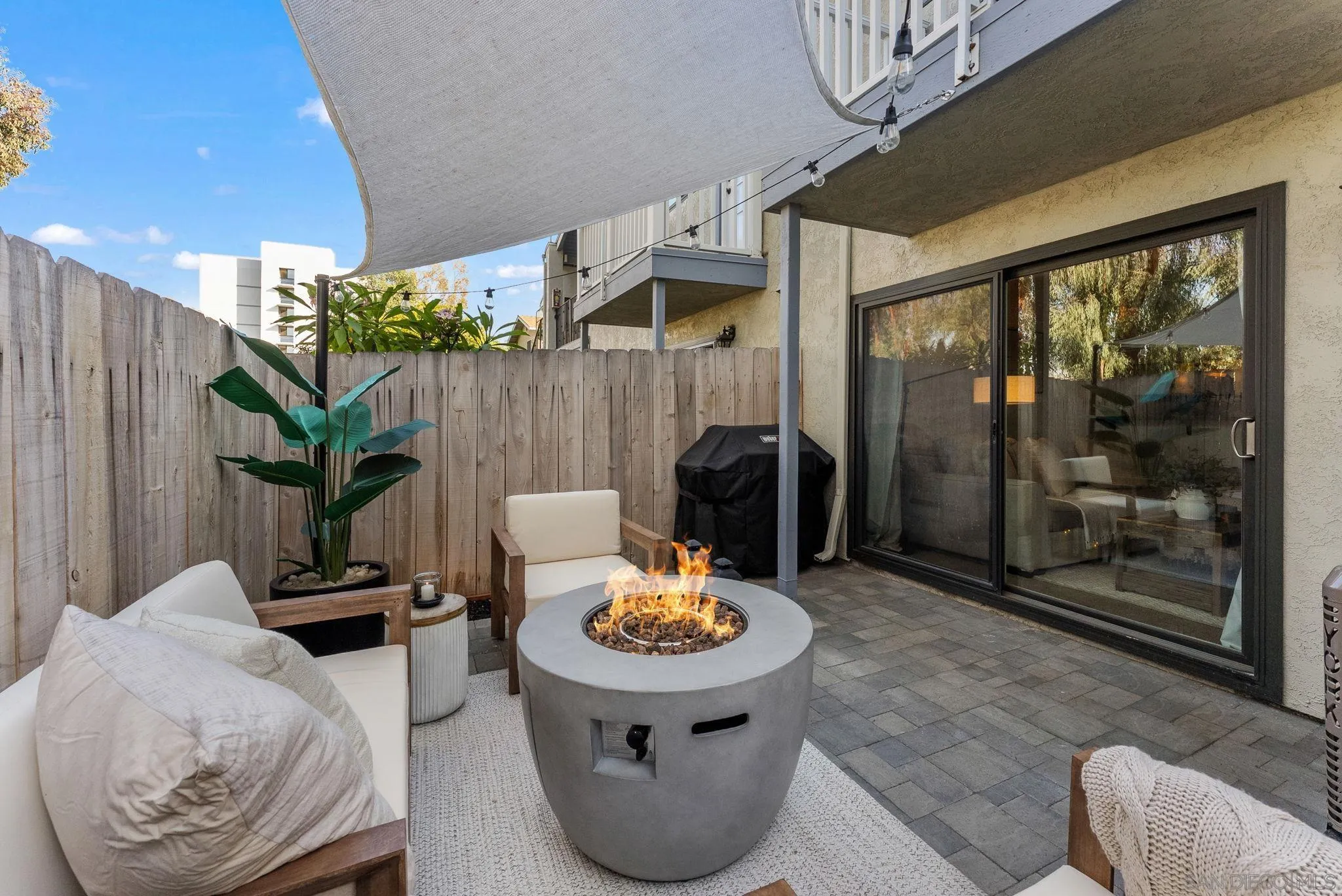 https://cdn.realtyfeed.com/cdn/127/250036511/50515f30f7e8cd4612eda5ff16a93a15.webp