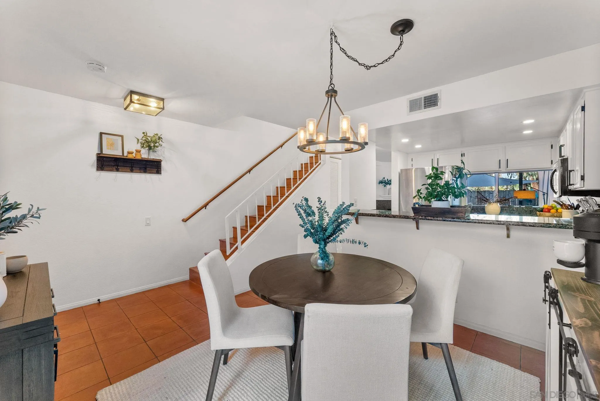https://cdn.realtyfeed.com/cdn/127/250036511/750e0764d57390d830ed9cc773a2f354.webp