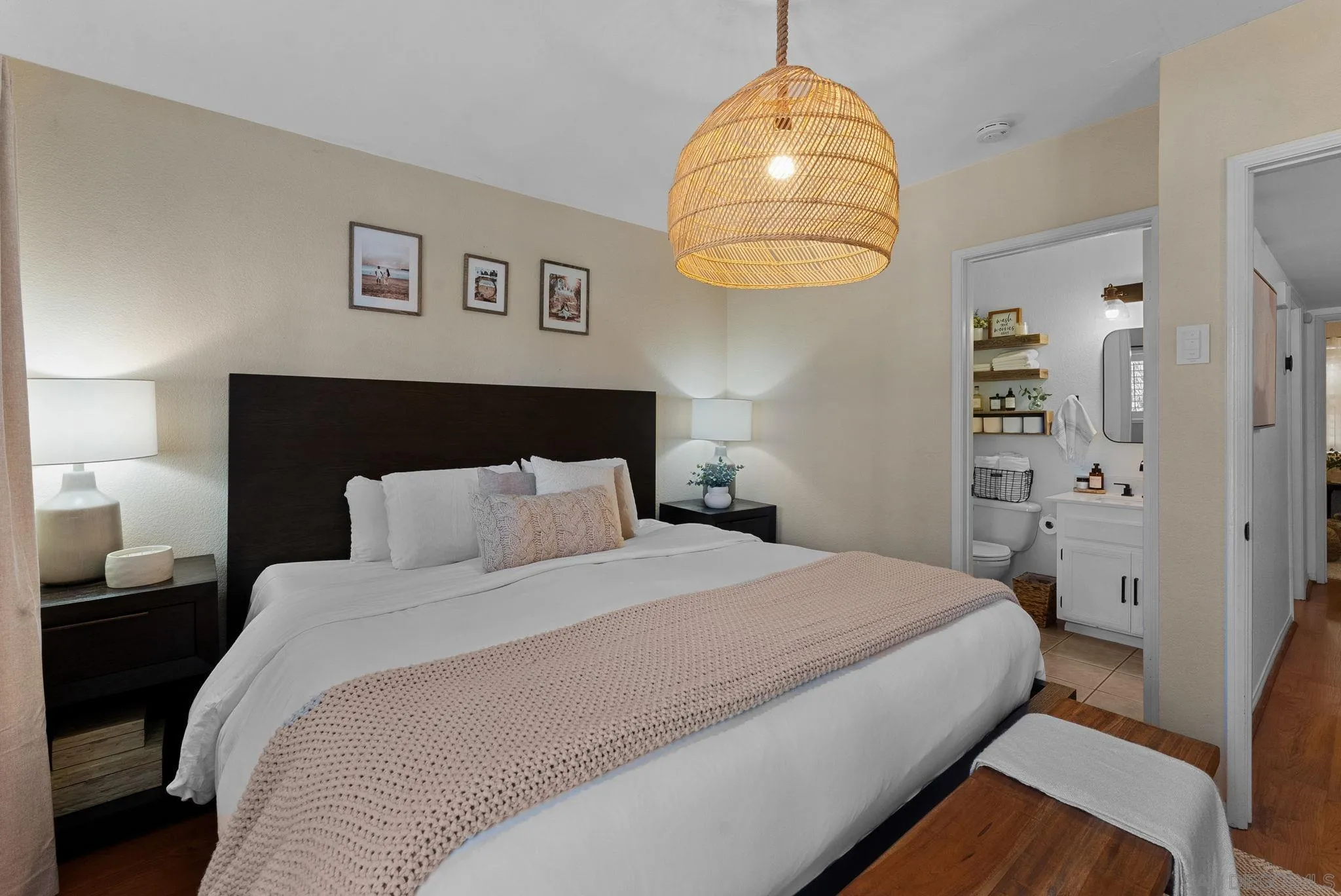 https://cdn.realtyfeed.com/cdn/127/250036511/eacb2f495e667440d8dfd1e42fd97b11.webp