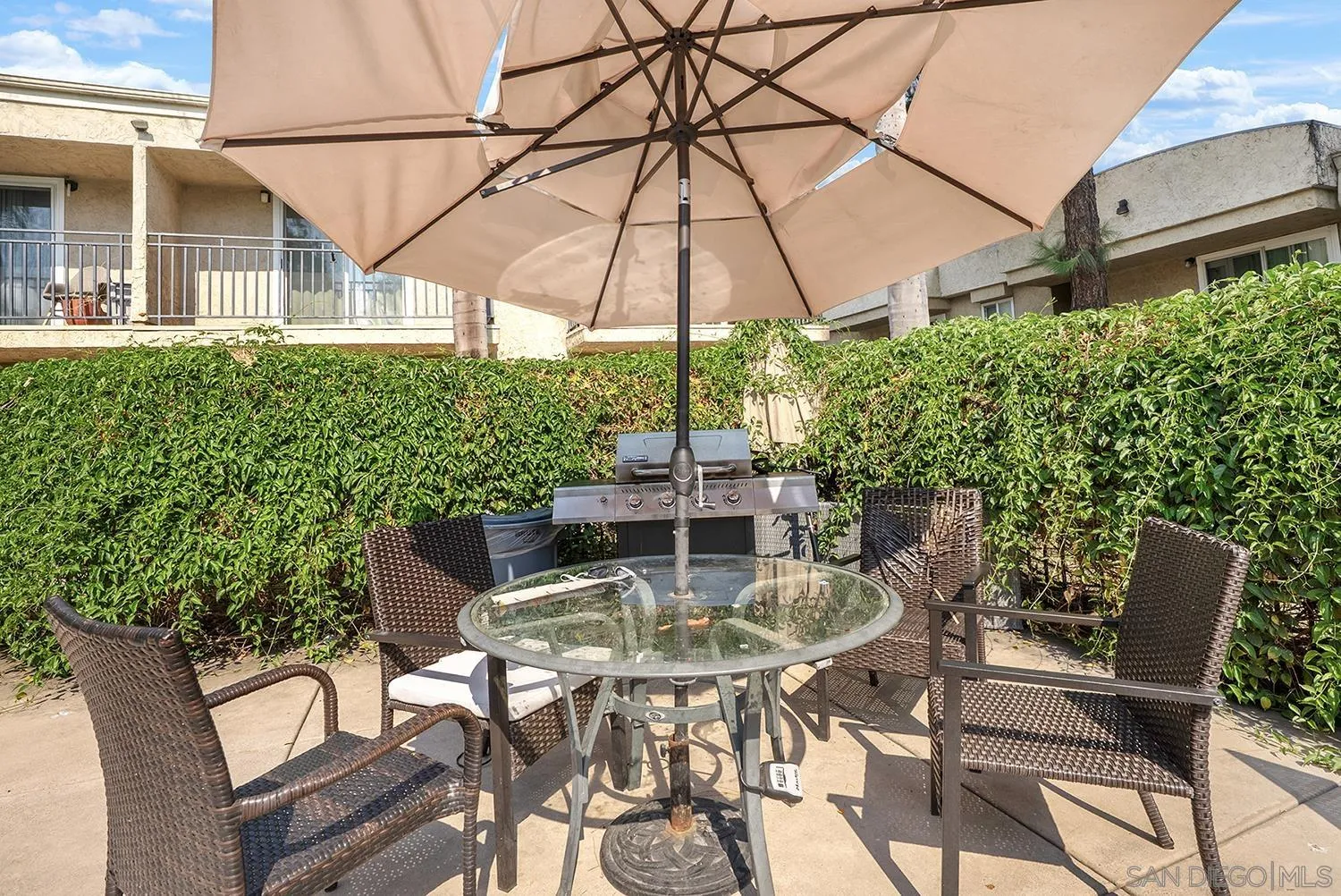 https://cdn.realtyfeed.com/cdn/127/250036517/f984dd5e1d7962337636073cb9224b3b.webp