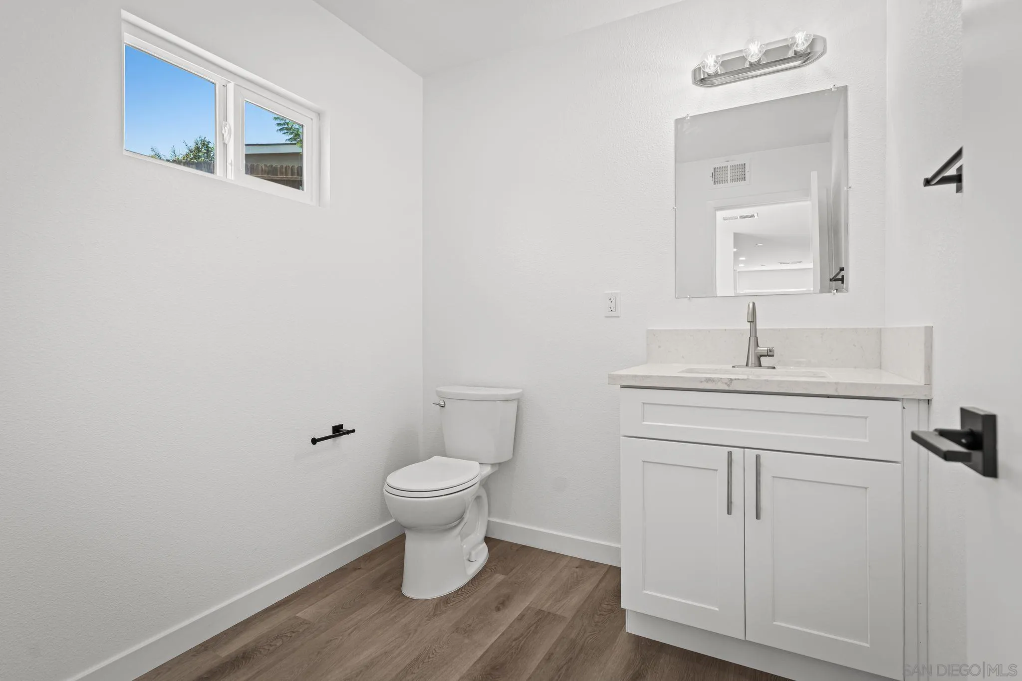 https://cdn.realtyfeed.com/cdn/127/250036518/b4c875f8d4ad2c91c51a604a3d8aaac6.webp