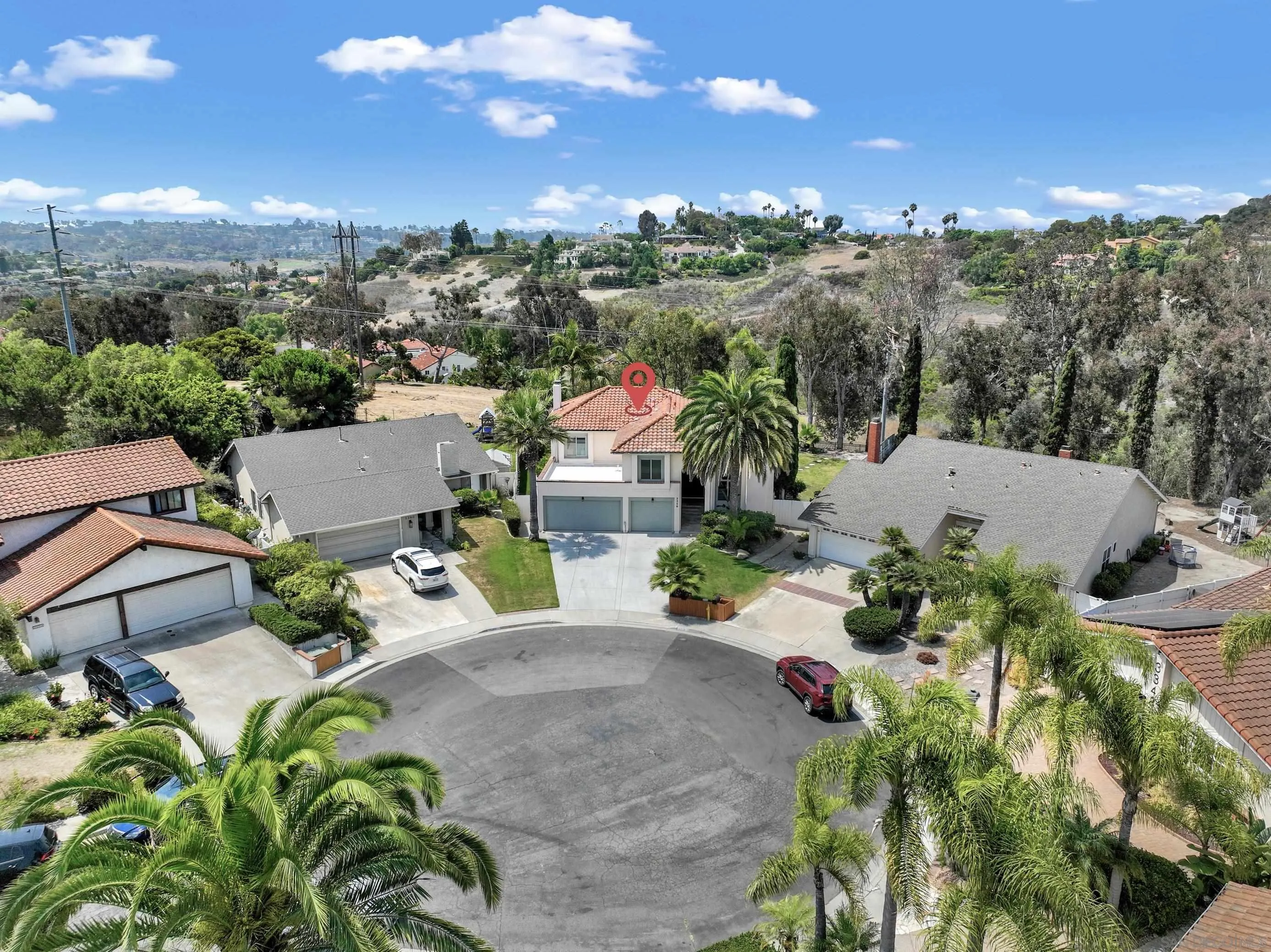 https://cdn.realtyfeed.com/cdn/127/250036524/21dda3804316d2efdf25ccb5ec08b157.webp