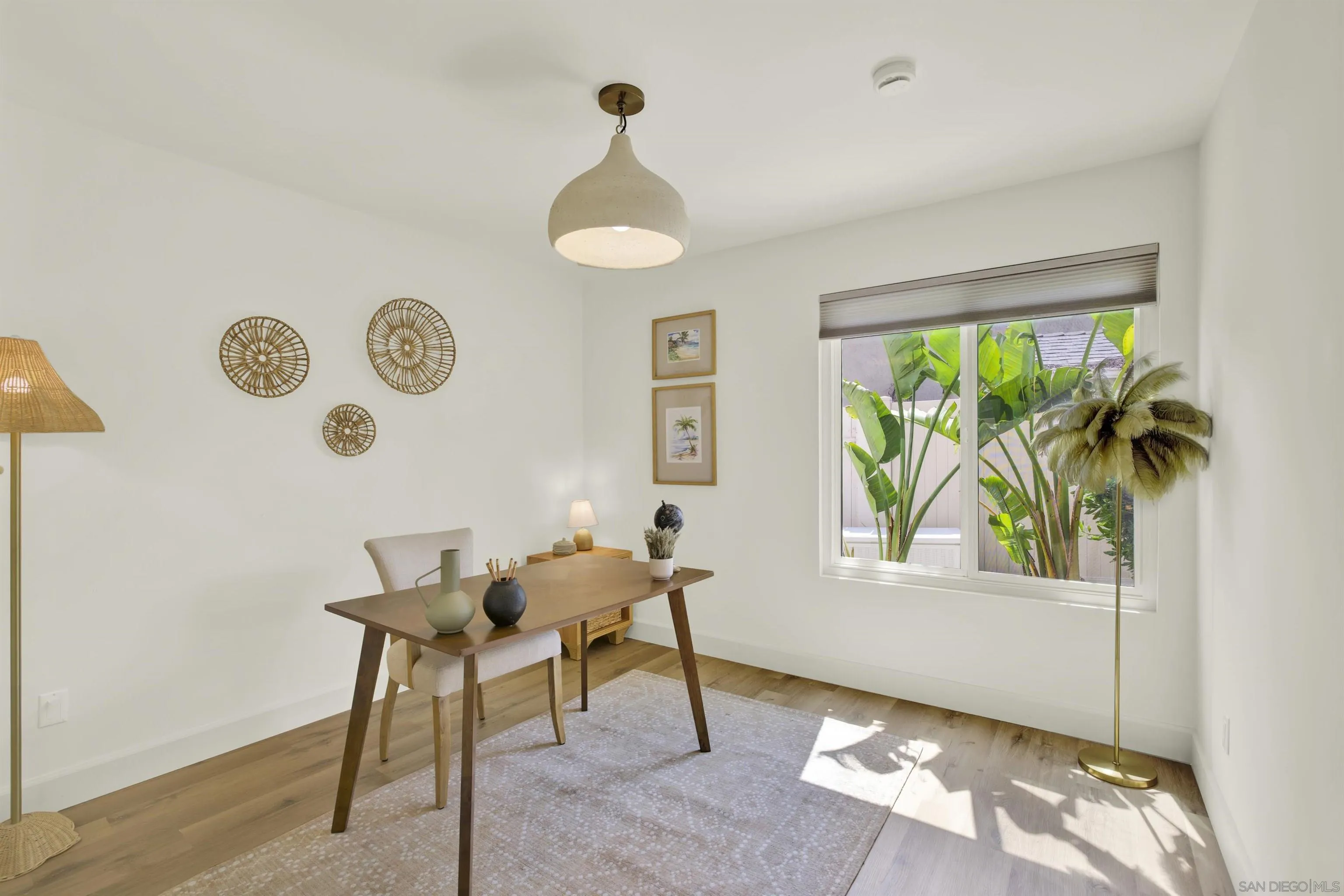 https://cdn.realtyfeed.com/cdn/127/250036524/76d0bf441e85f758747cbb657f22ad79.webp