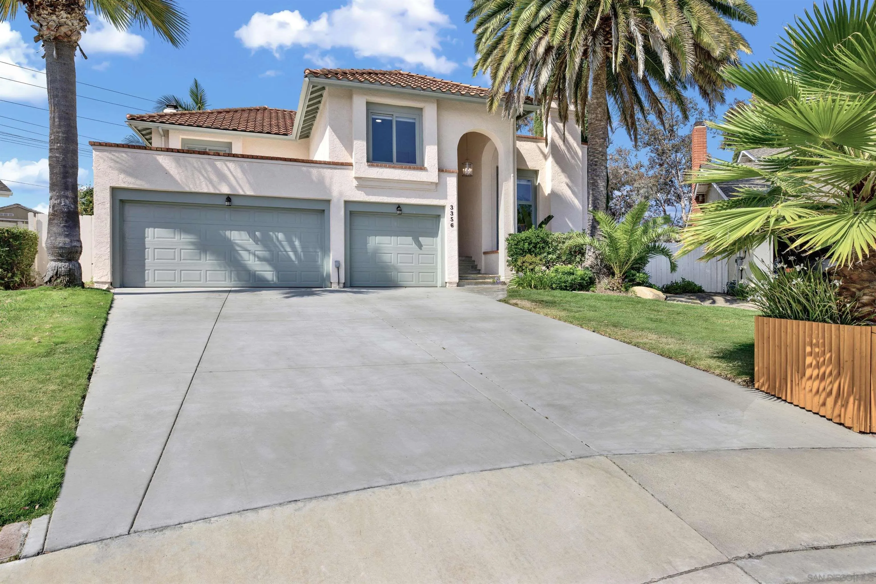 https://cdn.realtyfeed.com/cdn/127/250036524/fdc55636cfed68149e2bf1613e0c8415.webp