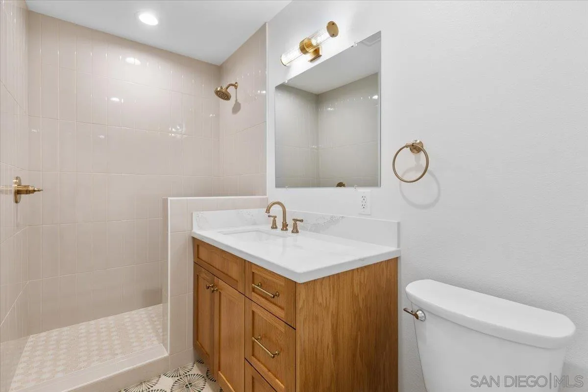 https://cdn.realtyfeed.com/cdn/127/250036525/2f9bb34ae828f2d9a5abd48f3e020bee.webp