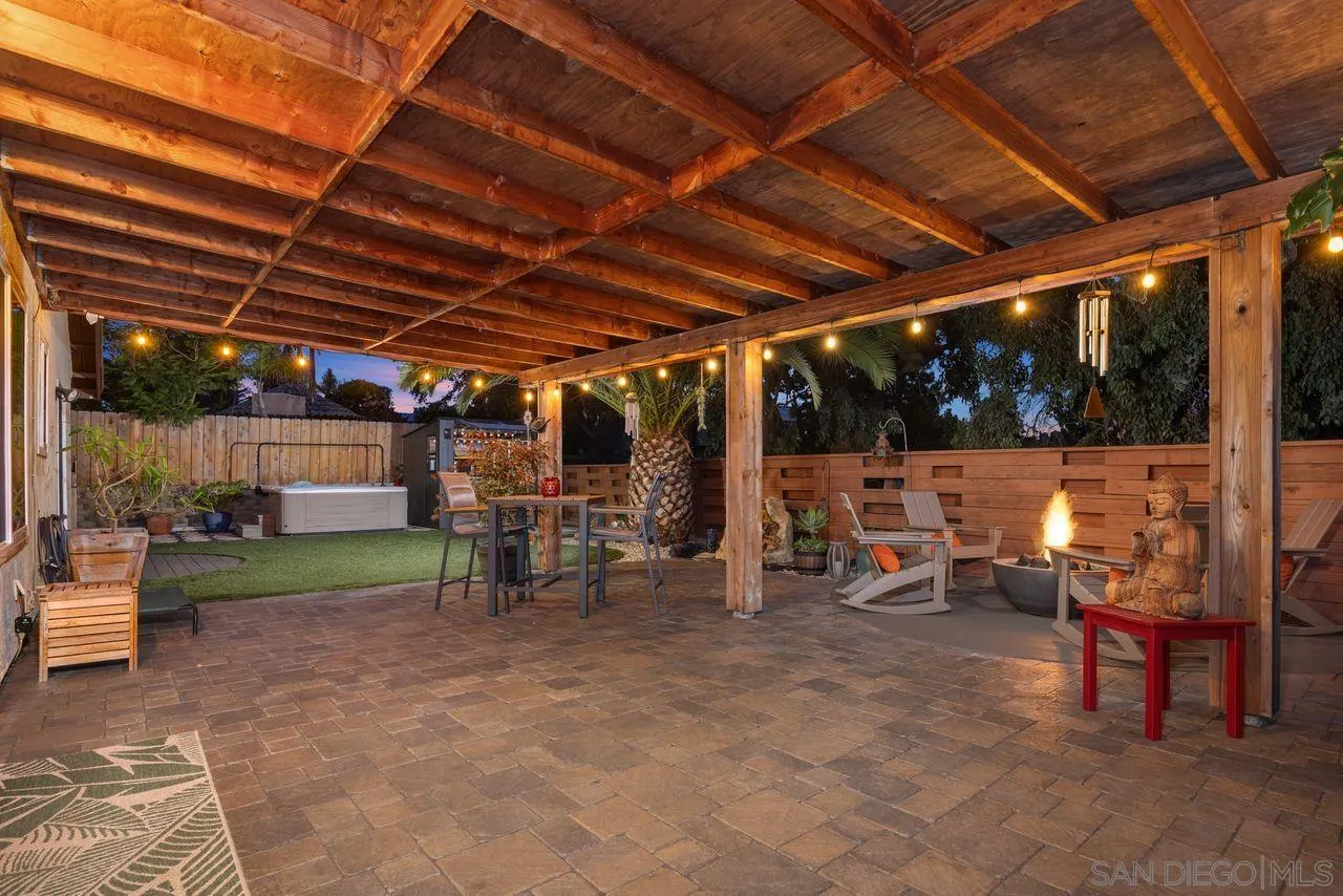 https://cdn.realtyfeed.com/cdn/127/250036528/664c19ef06539ca3b1cfb0bacda51d5e.webp