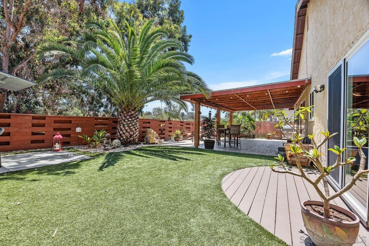 https://cdn.realtyfeed.com/cdn/127/250036528/b79dd710b890637aeead50708689f3bd.webp