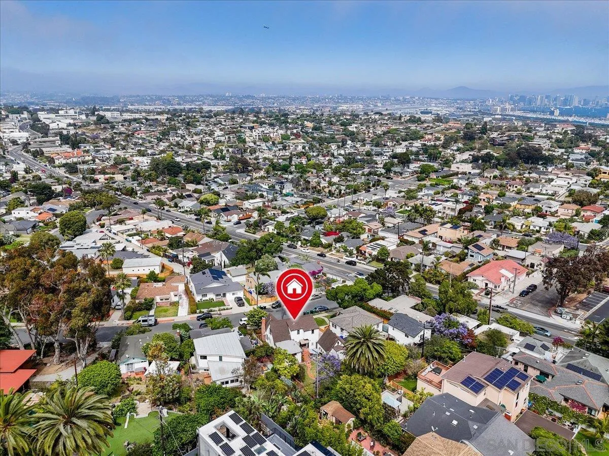 https://cdn.realtyfeed.com/cdn/127/250036529/53ef596fdeadbe7d7bf7f1b4b8a35444.webp