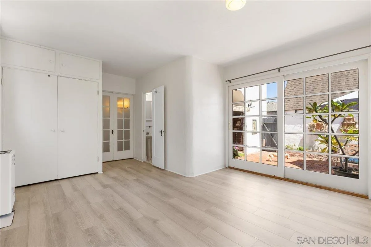 https://cdn.realtyfeed.com/cdn/127/250036529/82eea4c84698d6fde817516d7a2c9c4d.webp