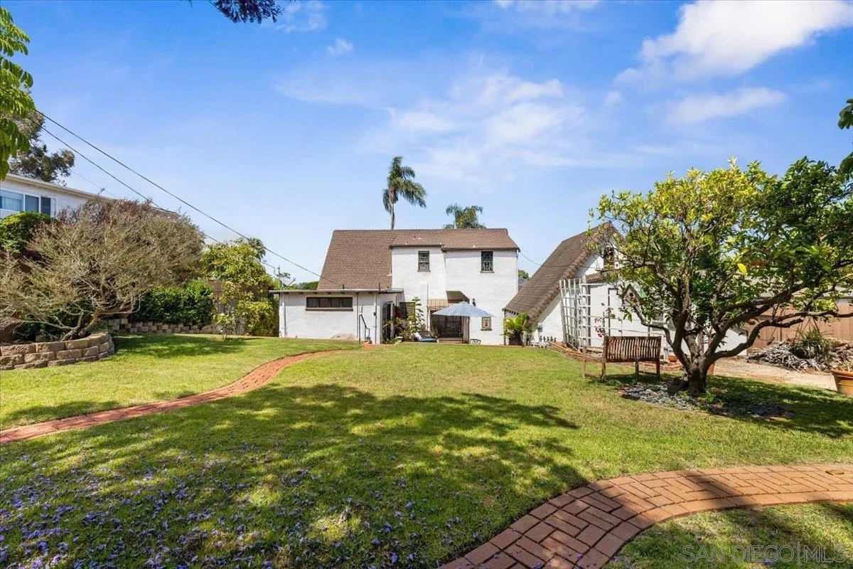https://cdn.realtyfeed.com/cdn/127/250036529/a35f80a01da4367af5689f69acb38e04.webp