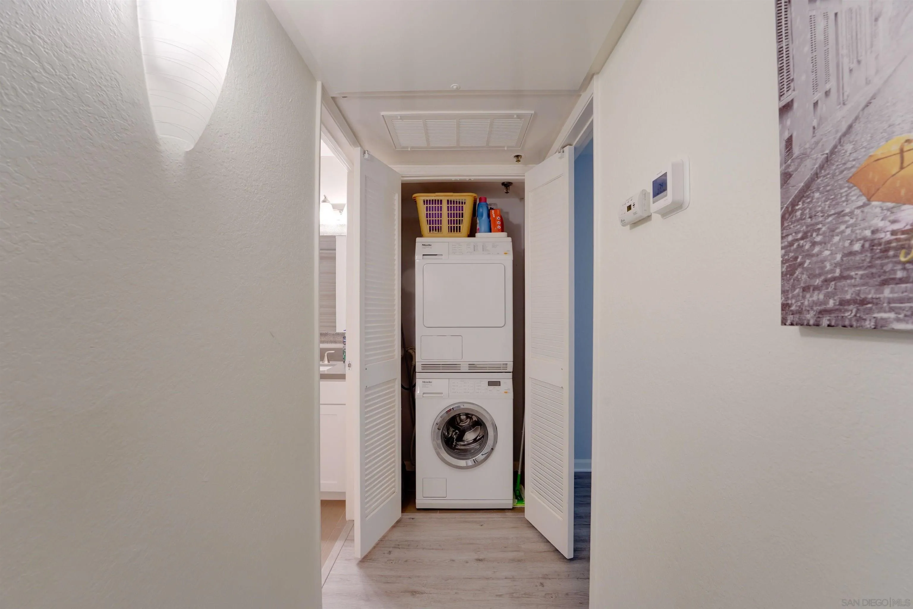 https://cdn.realtyfeed.com/cdn/127/250036534/0cc26b22ad6433ab19acd052fe1b8500.webp
