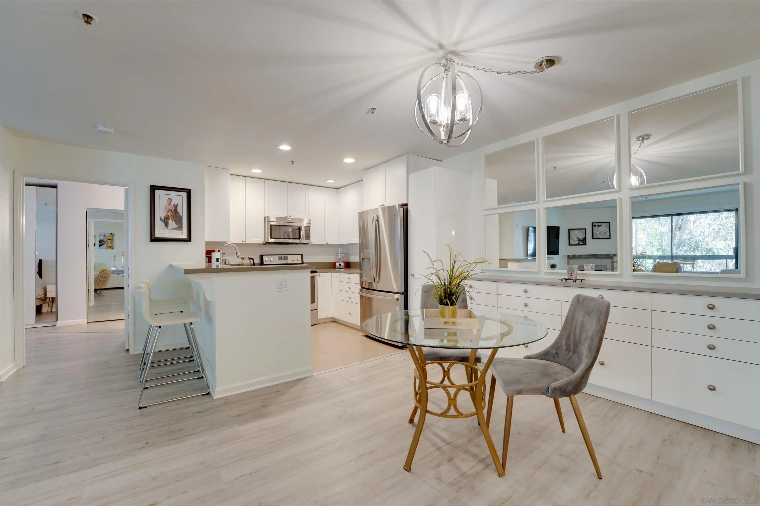 https://cdn.realtyfeed.com/cdn/127/250036534/7f2c933d3cc27201dae702064e65aa06.webp