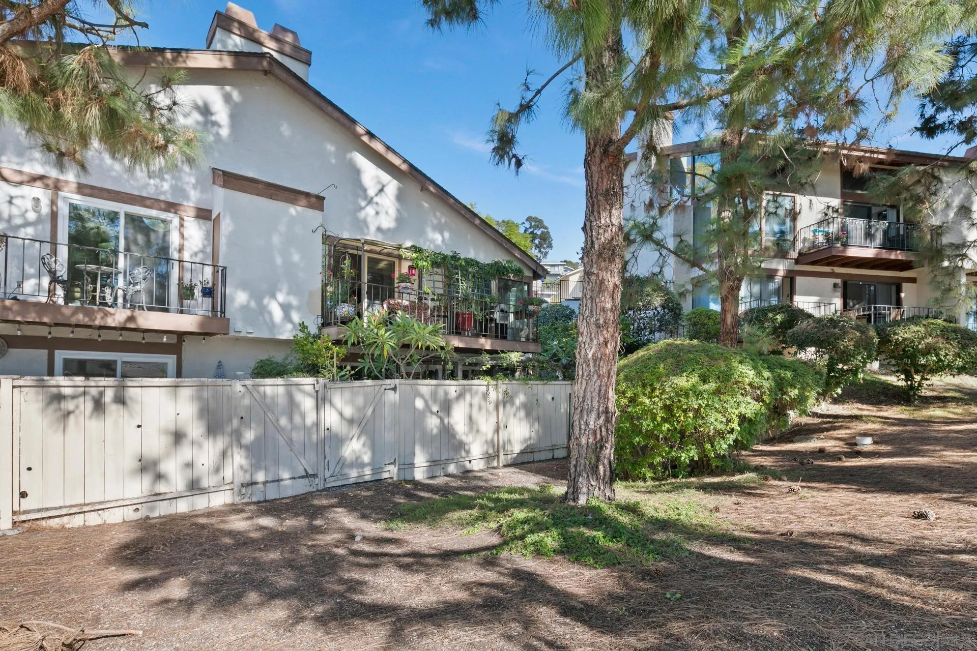 https://cdn.realtyfeed.com/cdn/127/250036535/4a59e50f440f67a02e42925355446946.webp
