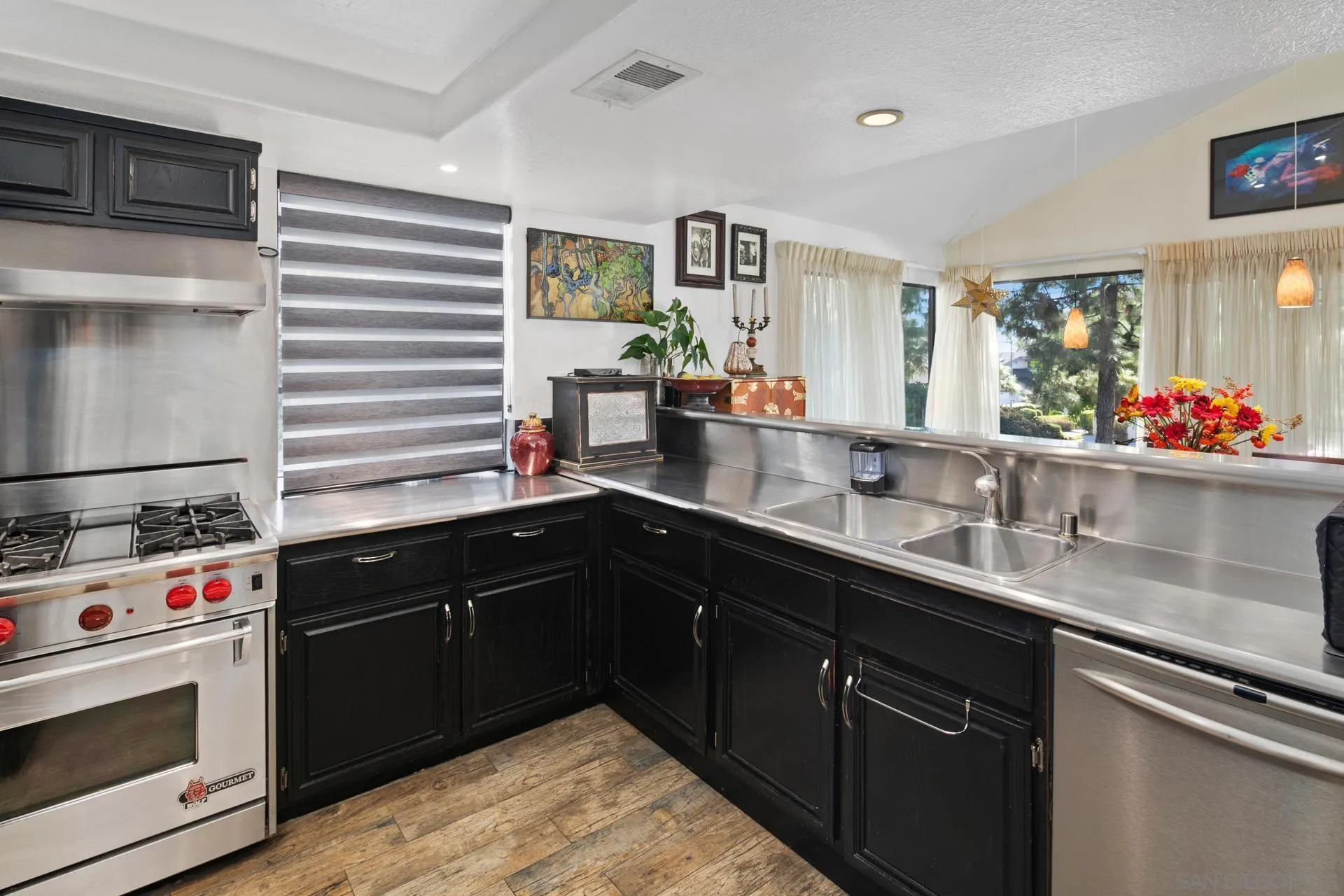 https://cdn.realtyfeed.com/cdn/127/250036535/4adc653024004a23c8cc382e42695652.webp