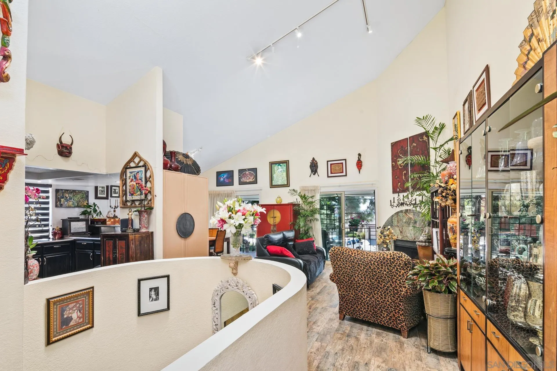 https://cdn.realtyfeed.com/cdn/127/250036535/9144dbf6e8a8f3d49d6db95f356d5552.webp