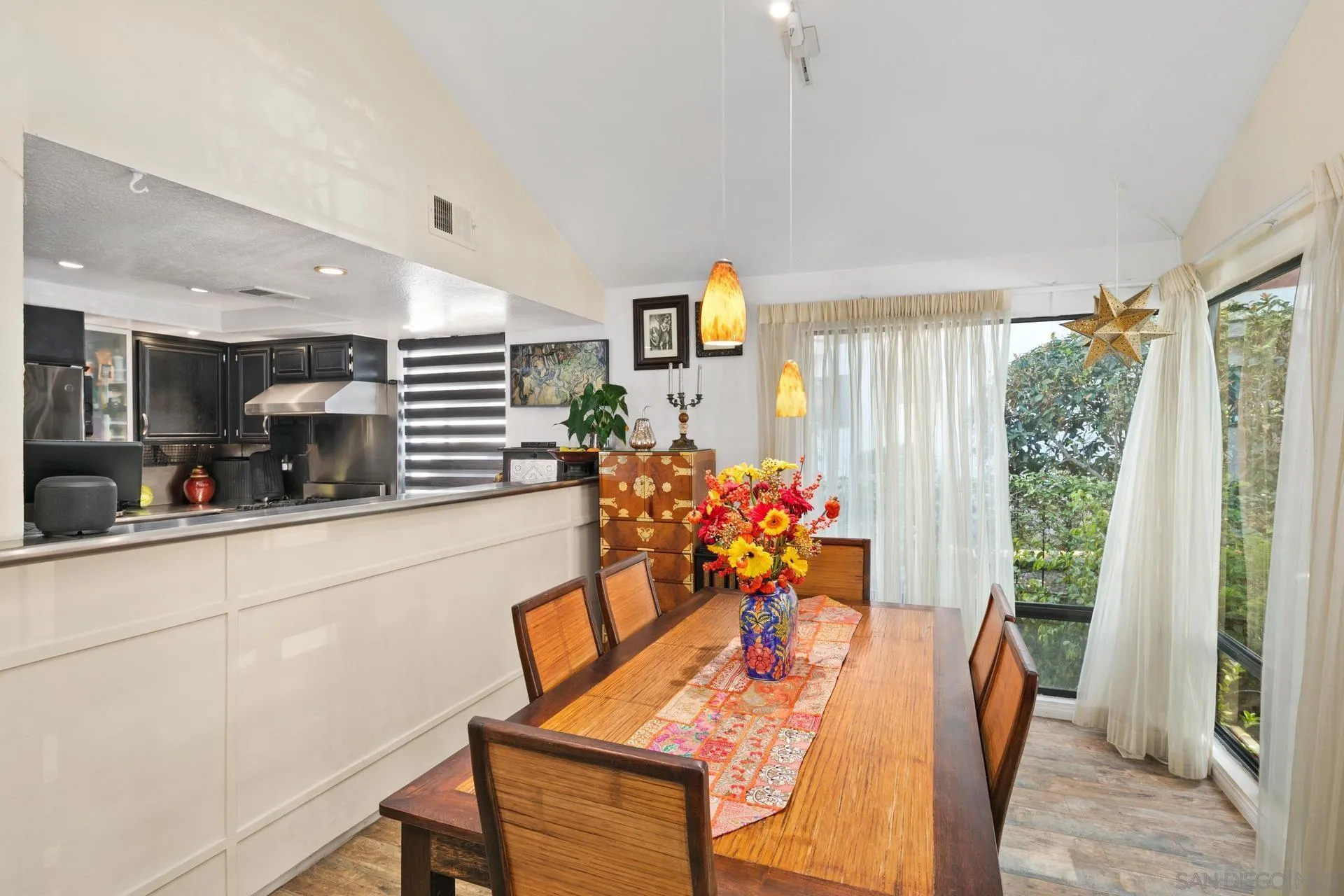 https://cdn.realtyfeed.com/cdn/127/250036535/ca6113ad2f71f5874f210f5a98570865.webp