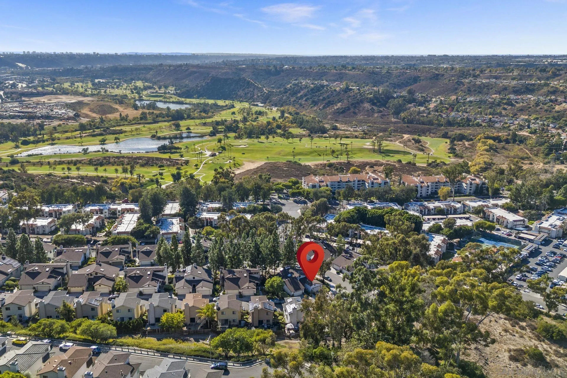 https://cdn.realtyfeed.com/cdn/127/250036535/f12d8c53d1aa31867d88fd48fa3a5398.webp