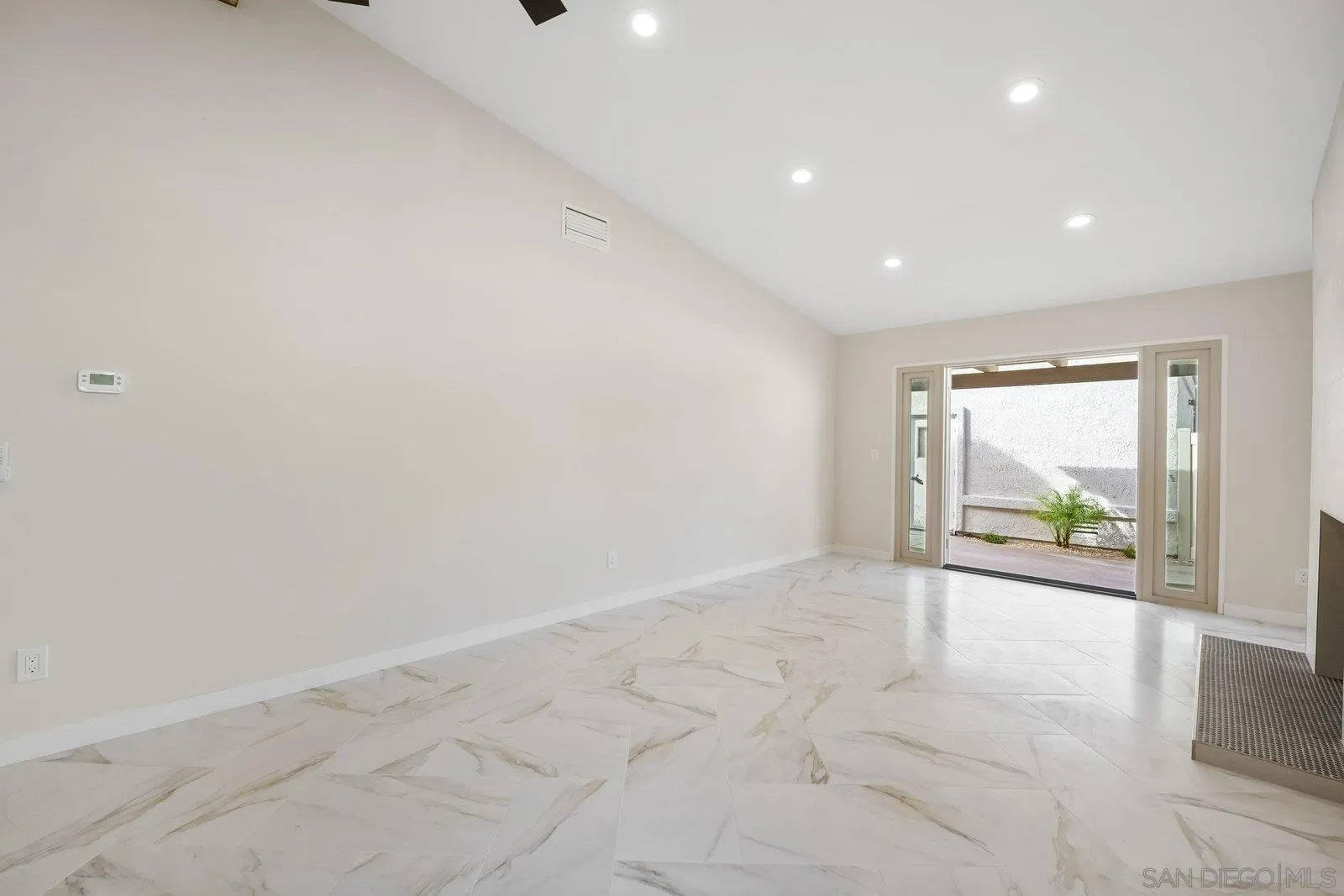 Photo #12: 250036537 Listing: Photo #12