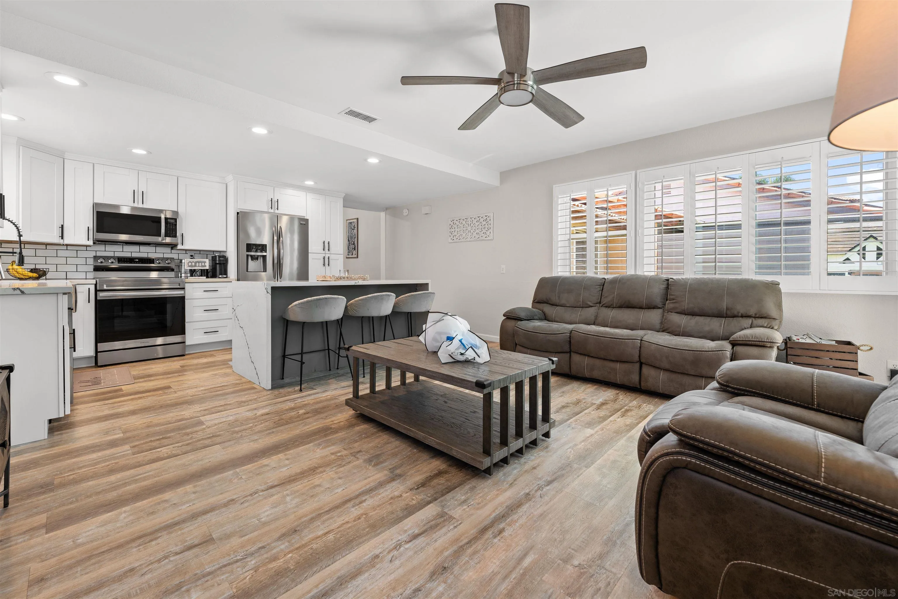 https://cdn.realtyfeed.com/cdn/127/250036538/47ea6e4ceccfabe5e79262abc481d48c.webp