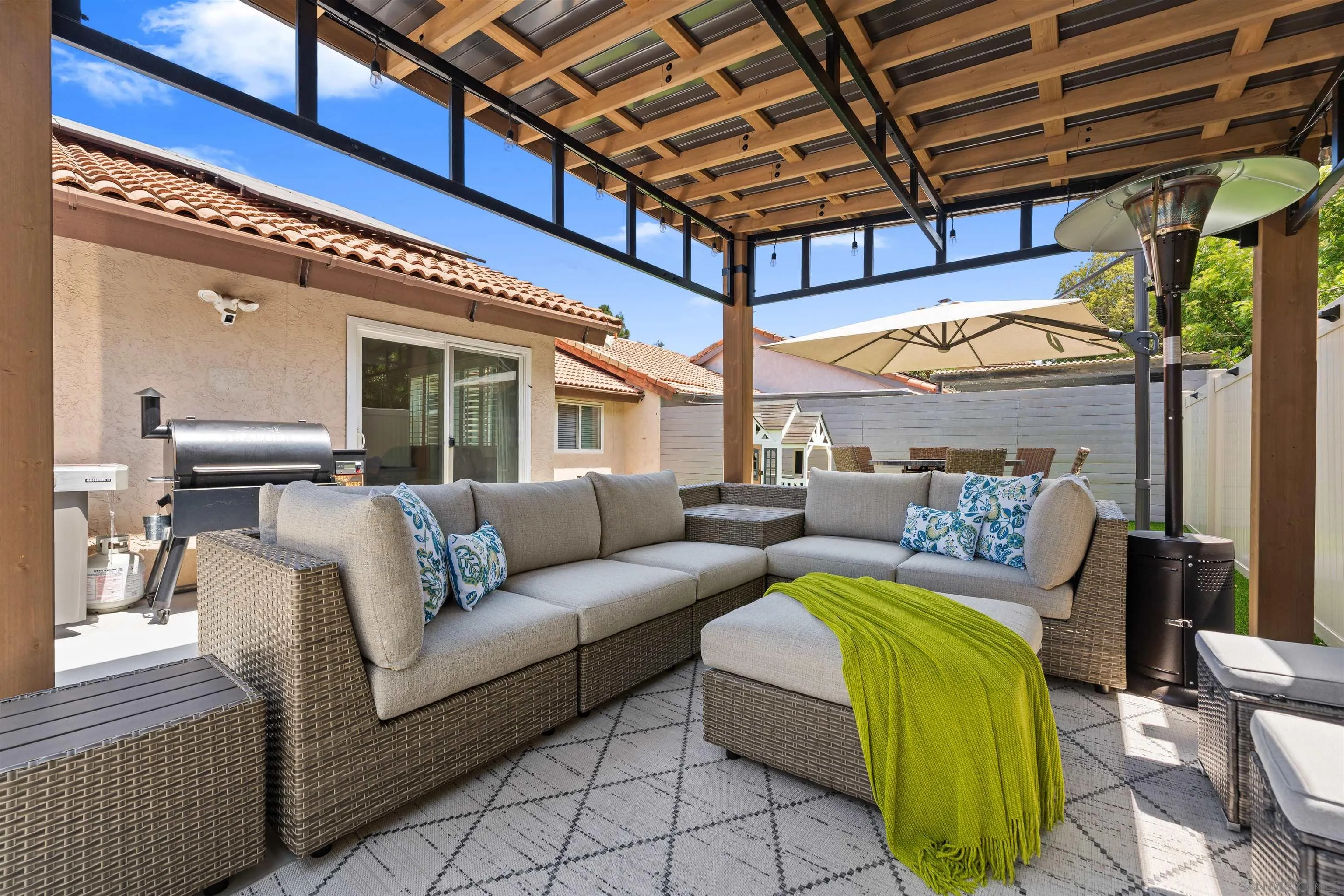 https://cdn.realtyfeed.com/cdn/127/250036538/86e12e677c220a95345a83ec07425102.webp
