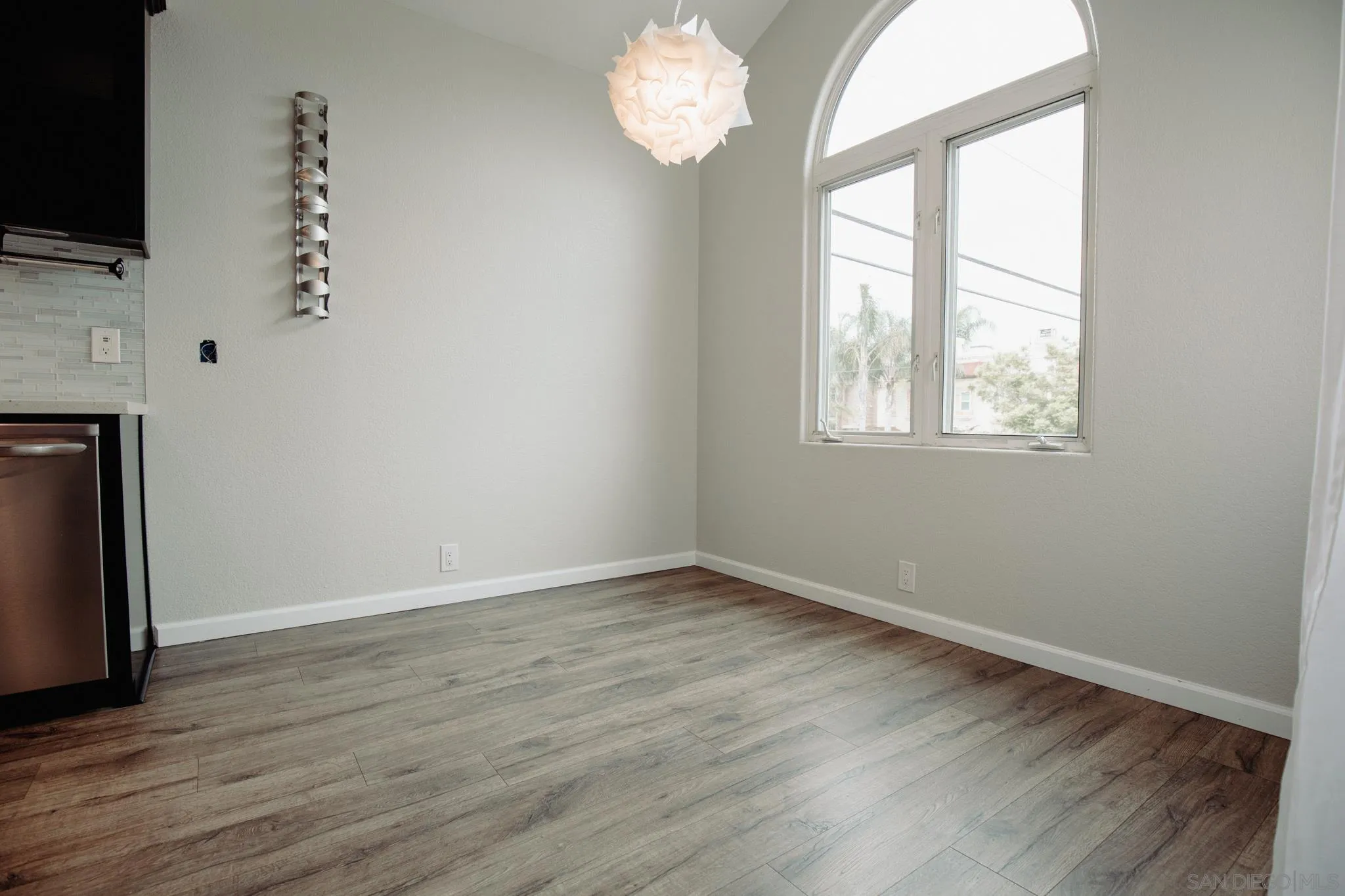 https://cdn.realtyfeed.com/cdn/127/250036539/b34a722e2de2ac095fd5e554bf84633b.webp