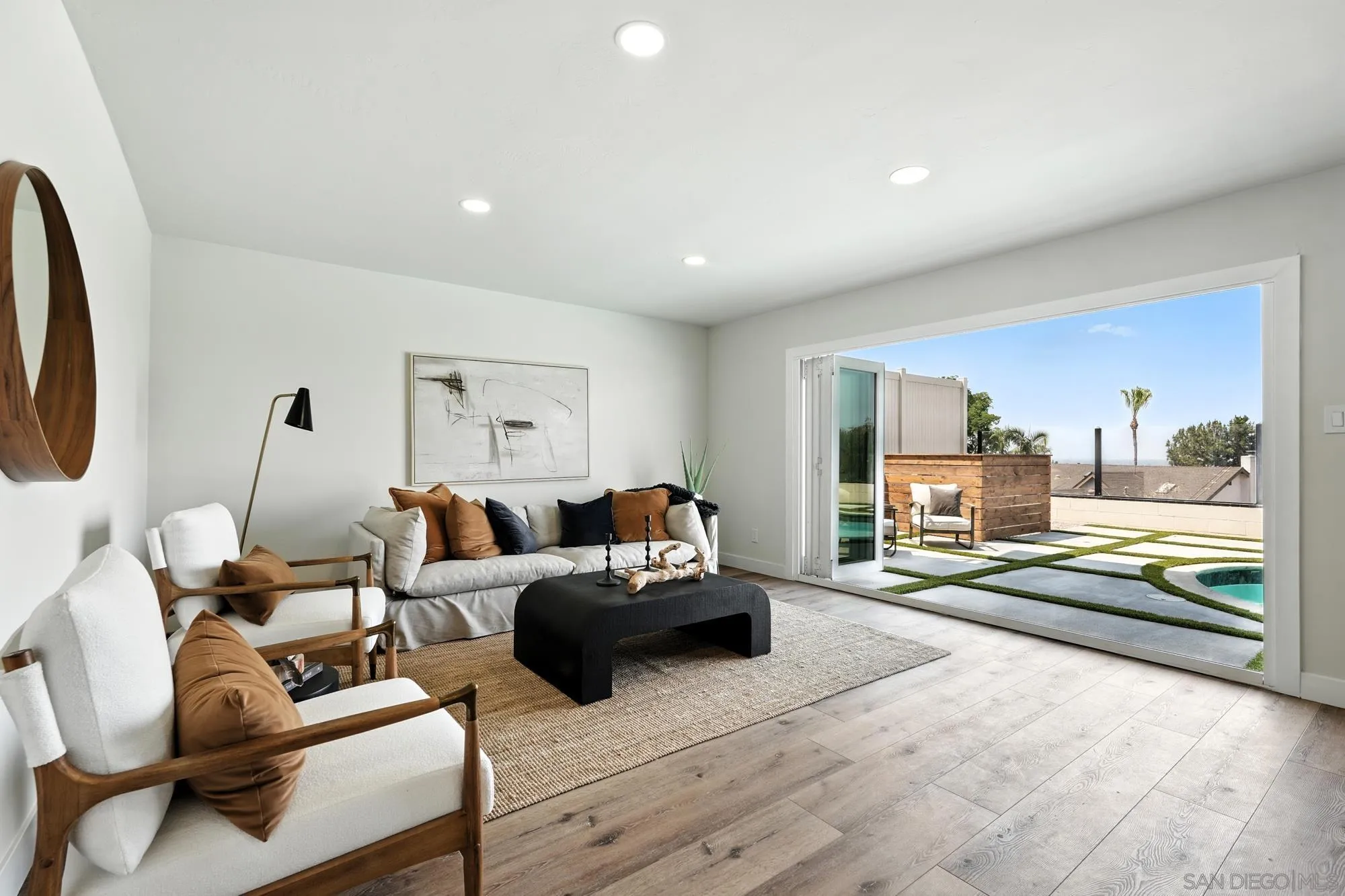 https://cdn.realtyfeed.com/cdn/127/250036545/75092a0839d0a1d10ed4556c0f93dc64.webp