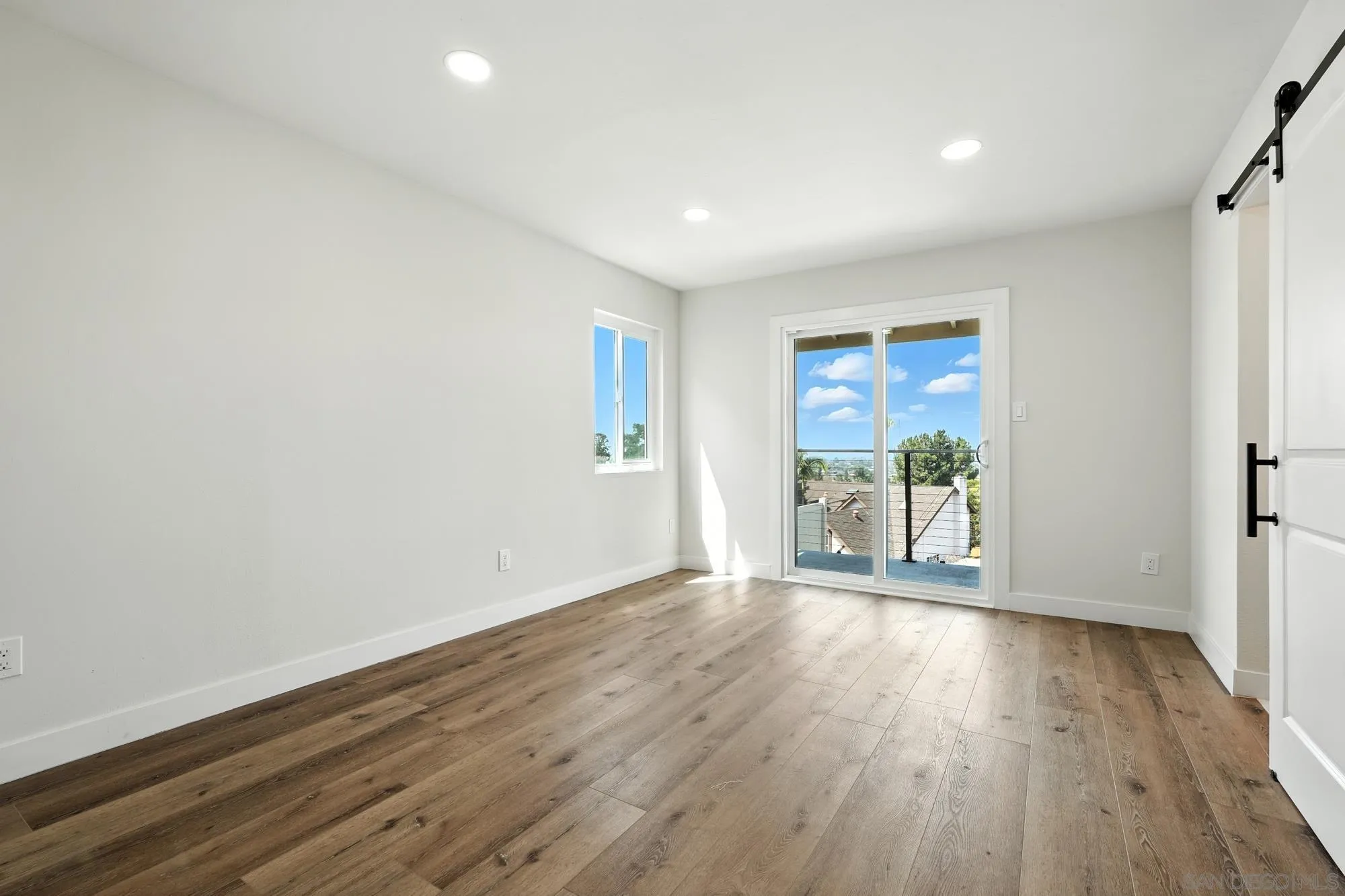https://cdn.realtyfeed.com/cdn/127/250036545/d2a1b802ee5d6fcc047d322fed2a73e8.webp