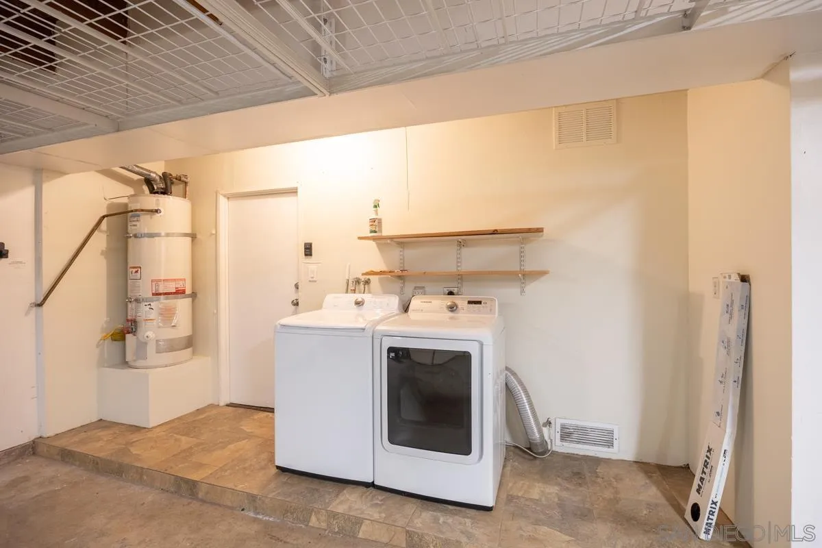 https://cdn.realtyfeed.com/cdn/127/250036547/0d229d89130dddce5b5e732692a14790.webp