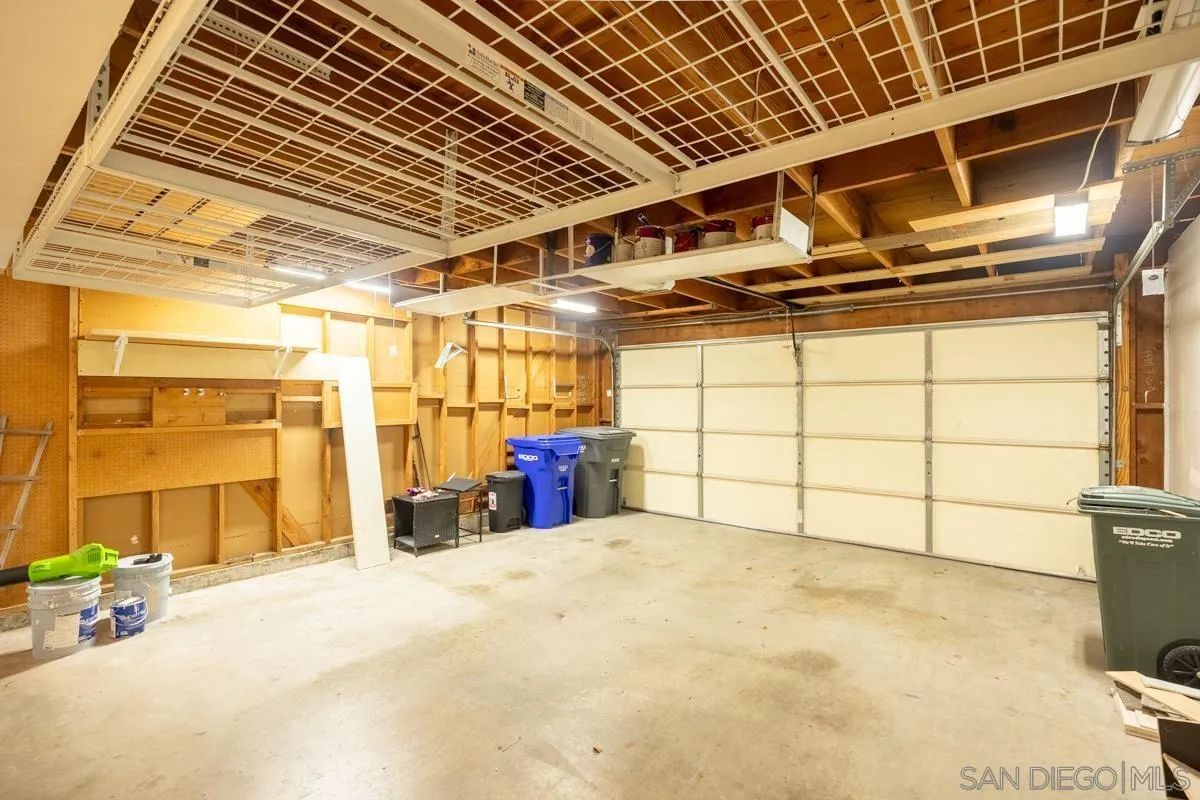 https://cdn.realtyfeed.com/cdn/127/250036547/17bfac1168a5beaf3488fc3112c31edc.webp