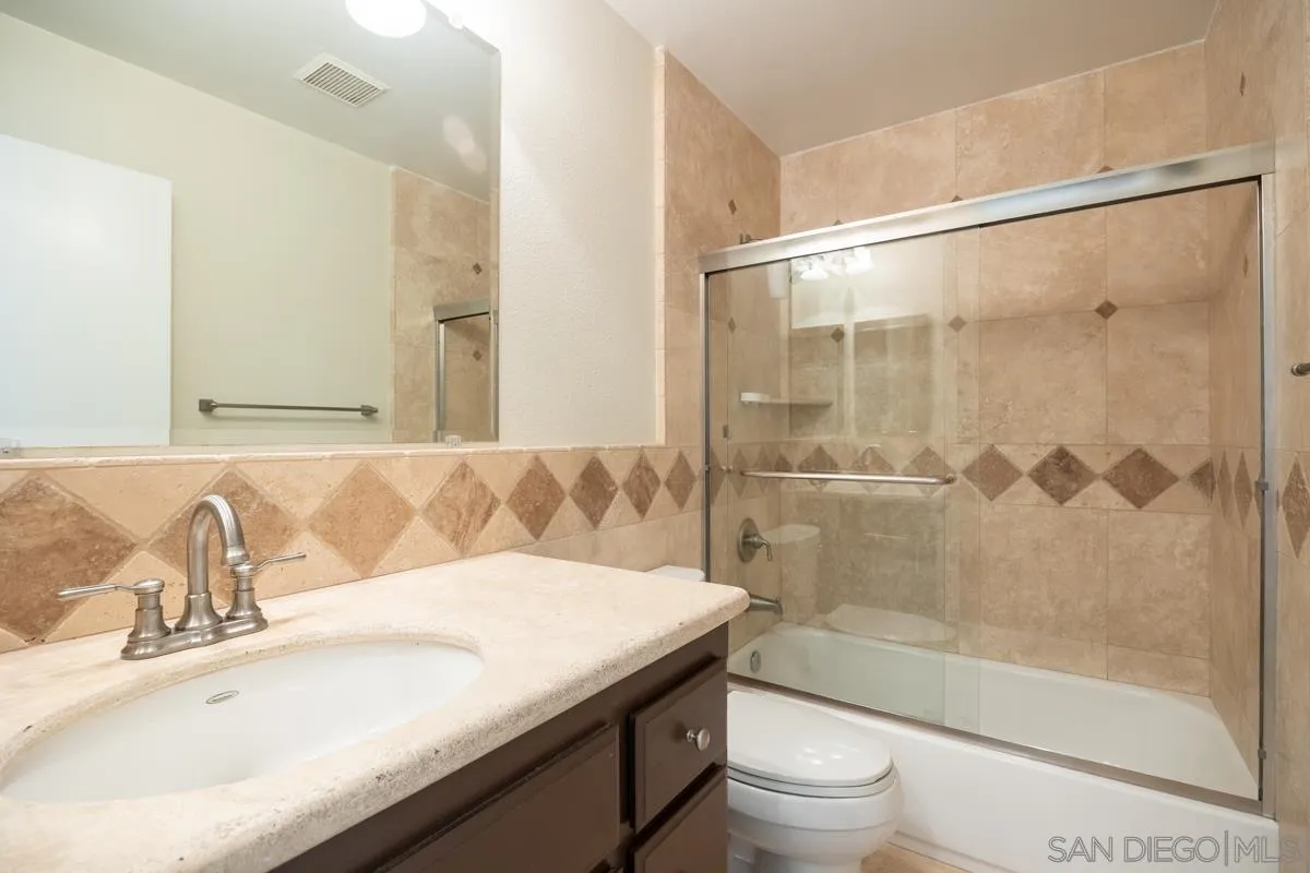 https://cdn.realtyfeed.com/cdn/127/250036547/42d0c6b86975b0b25477bc026b316fa6.webp