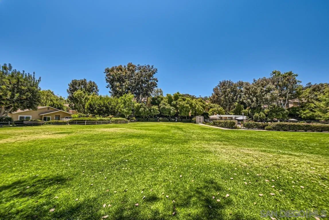 https://cdn.realtyfeed.com/cdn/127/250036547/72bfe9f2ca6aab1e0ed620083e23669f.webp