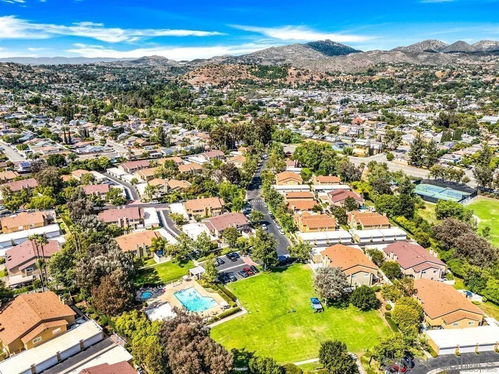 https://cdn.realtyfeed.com/cdn/127/250036547/8e3ce1949c4937742f9a47d3e9ca1246.webp