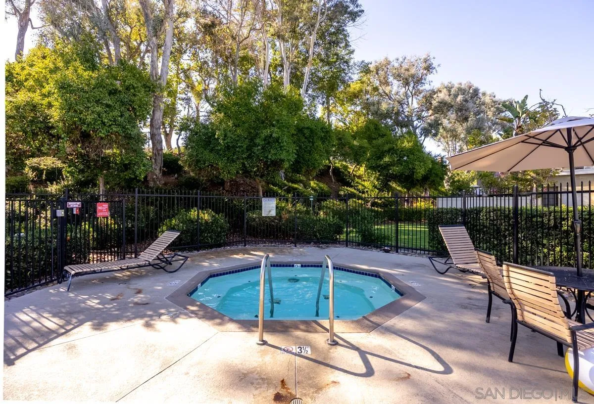 https://cdn.realtyfeed.com/cdn/127/250036547/c54e58f499627412f2a9d78359f2a827.webp
