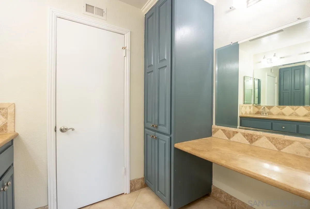 https://cdn.realtyfeed.com/cdn/127/250036547/ce3e2afff68495c3fc75e79c2523c1a1.webp